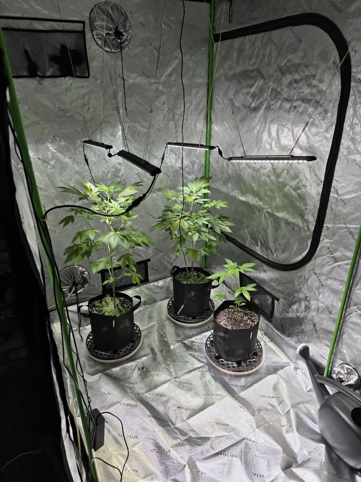 VIVOSUN S448 4x4 Grow Tent 48