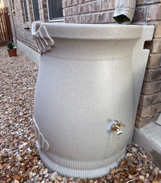 Good Ideas Rain Wizard Urn Shaped Water Collection Barrel, 50 Gallon customer photo 1