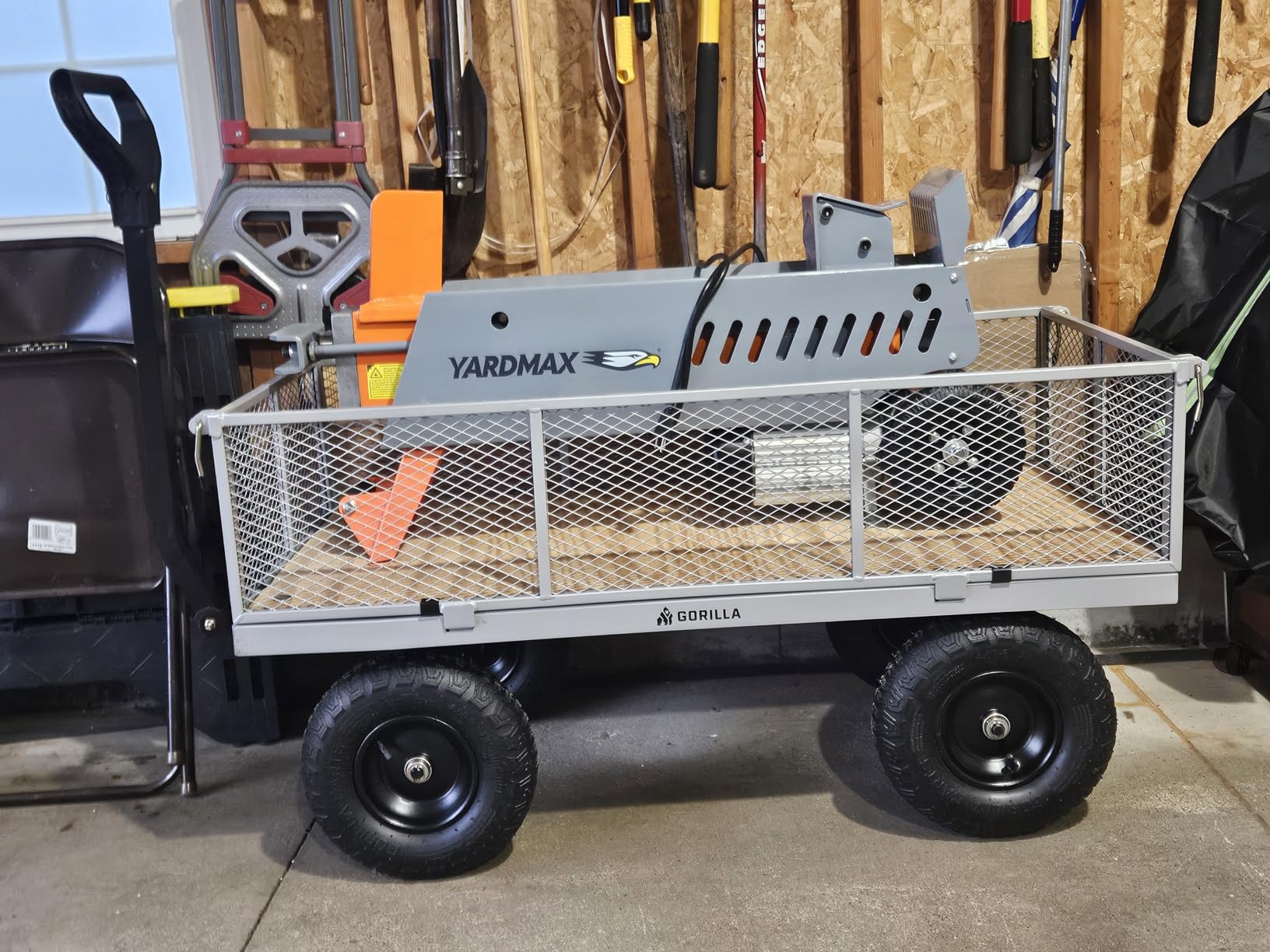 Gorilla Carts Steel Utility Garden Cart, 1000 lb. Capacity, Gray customer photo 2