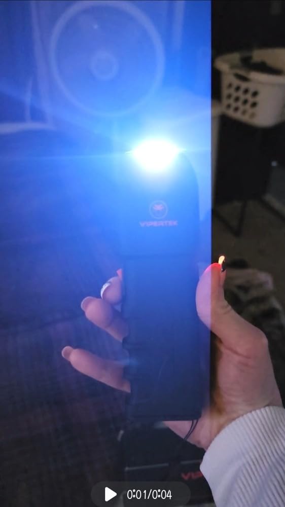 VIPERTEK VTS-989 Stun Gun for Self Defense Rechargeable with LED Flashlight customer photo 1