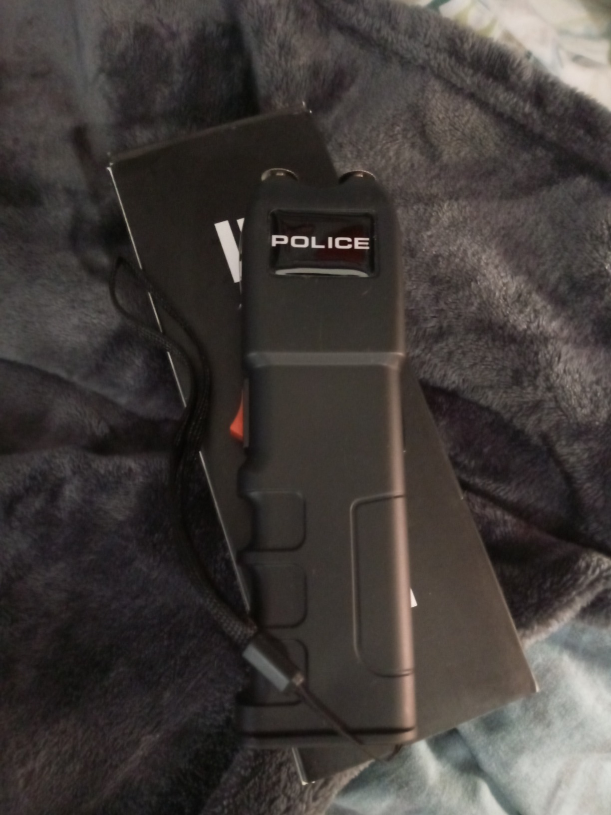 POLICE Stun Gun for Self Defense 928 - High Voltage Rechargeable with LED Flashlight, Compact & Heavy Duty, Personal Security for Women & Men customer photo 2
