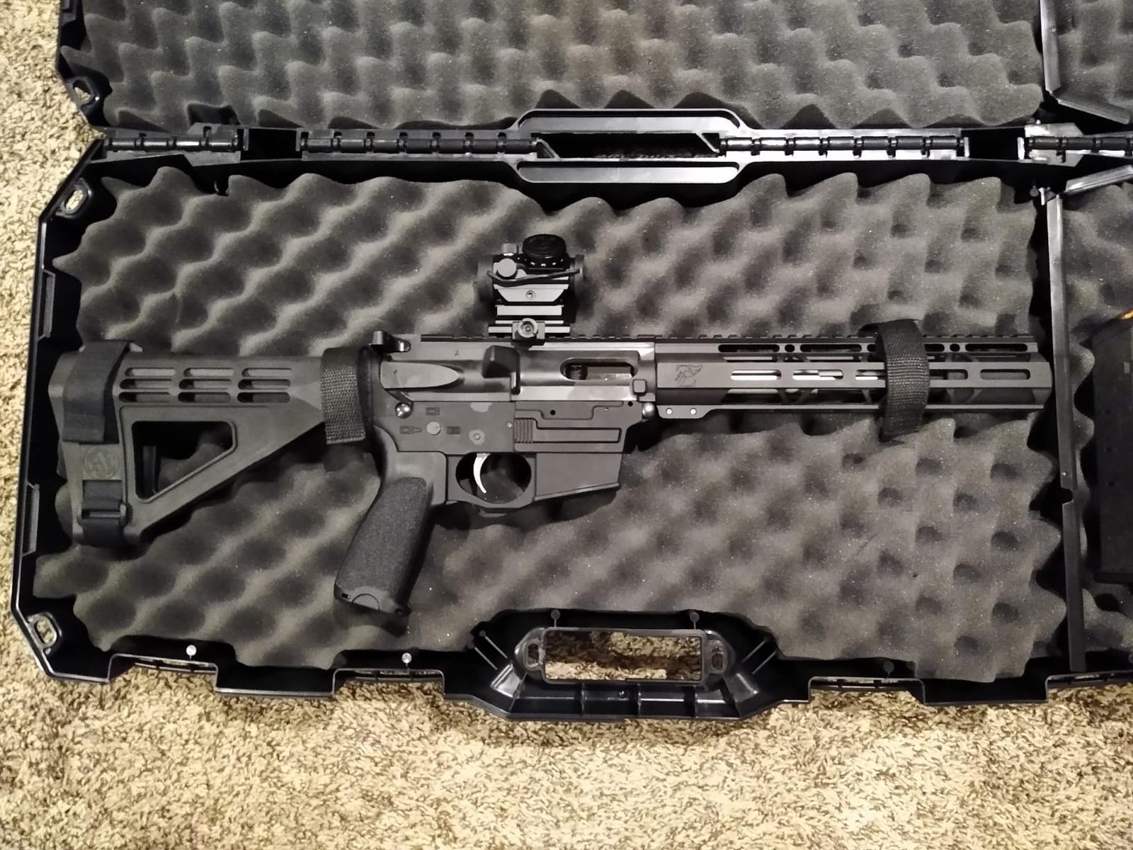 Flambeau Outdoors 32in PDW Hard Case with Zerust, Foam Lined, TSA Ready customer photo 1