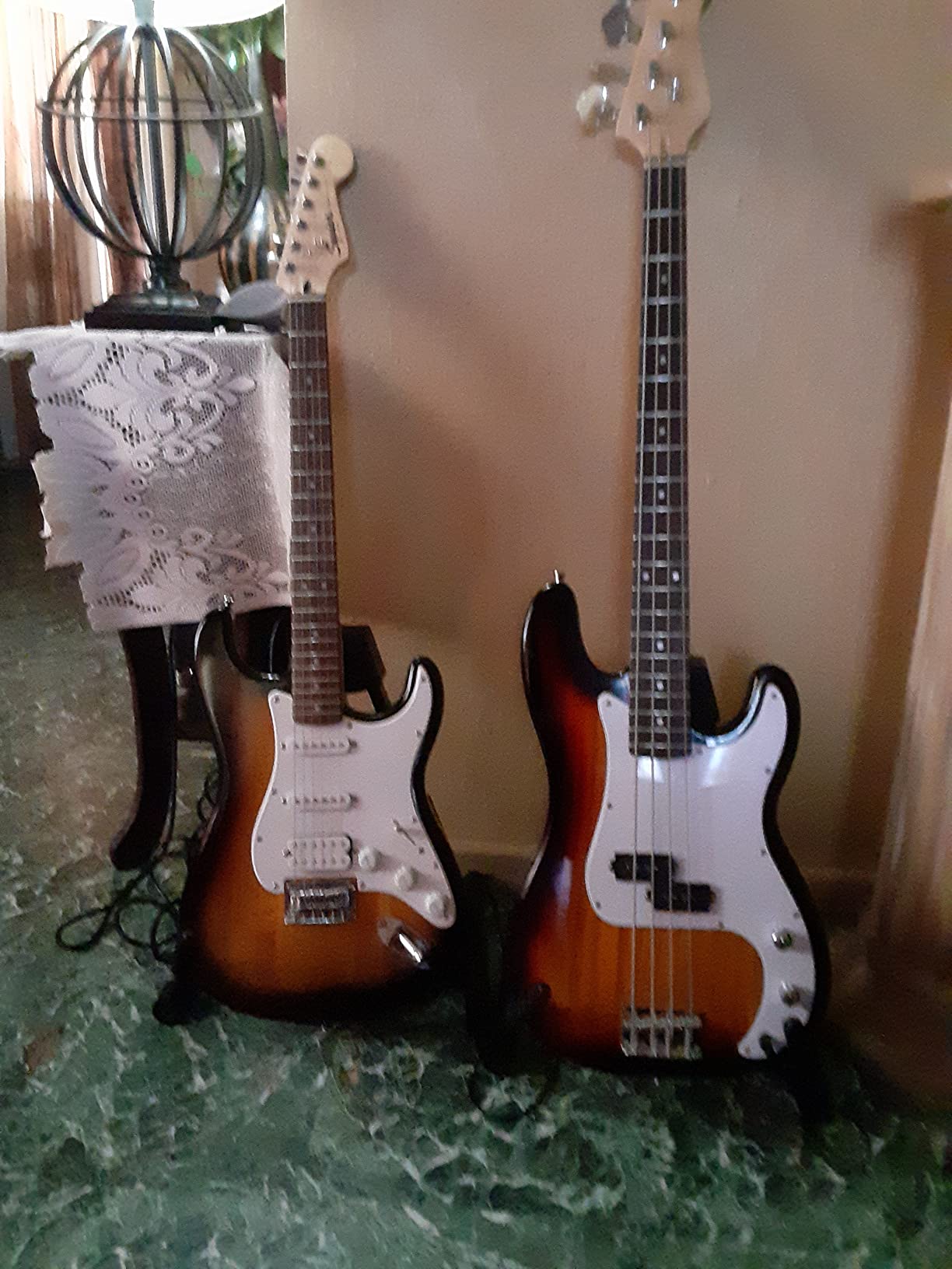 Goplus Electric Bass Guitar, Full Size 4 string with Strap Guiter Kit/w Carrying Bag, 2 Pickup, Perfect Bass for Beginners (Black Bass 4 Straps) customer photo 2