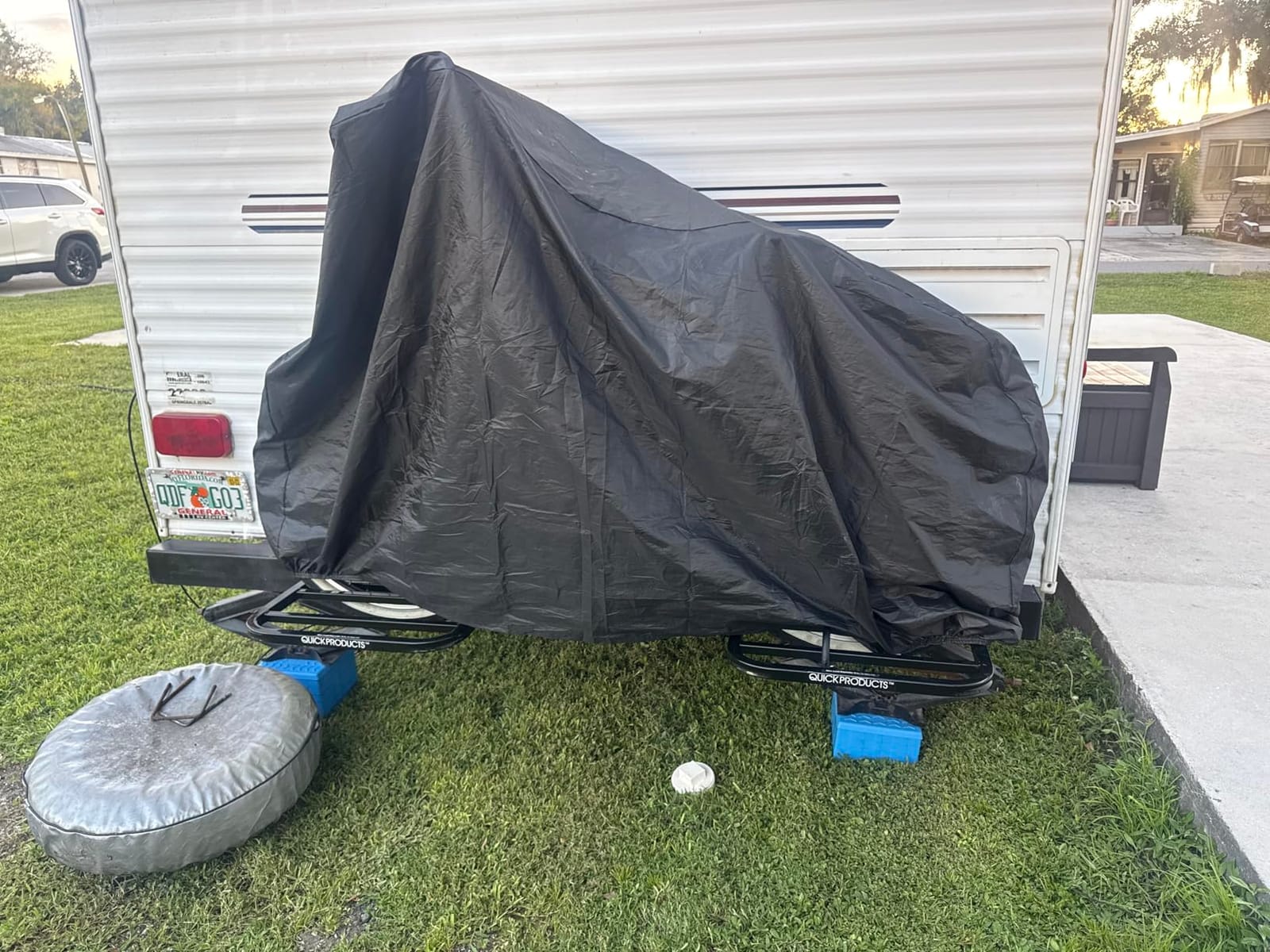 Quick Products QPRBM2R RV Bumper-Mounted 2-Bike Rack with Adjustable Width and Stabilizer Post customer photo 2