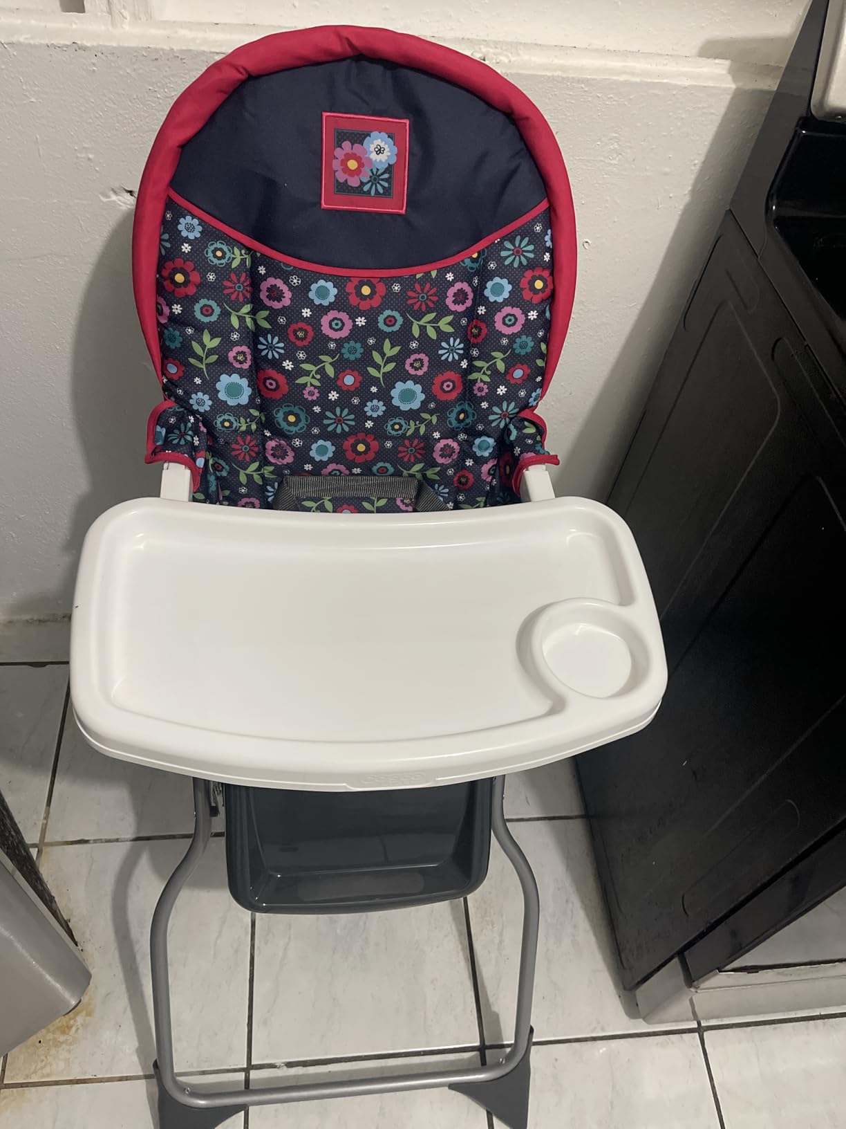 Cosco Kids Highchair for Baby, Simple Foldable High Chair, Convenient, Lightweight, and Compact Design, Spritz customer photo 1