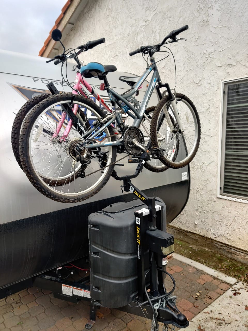 Let's Go Aero - 429756 Jack-It Double Bike Carrier System customer photo 1