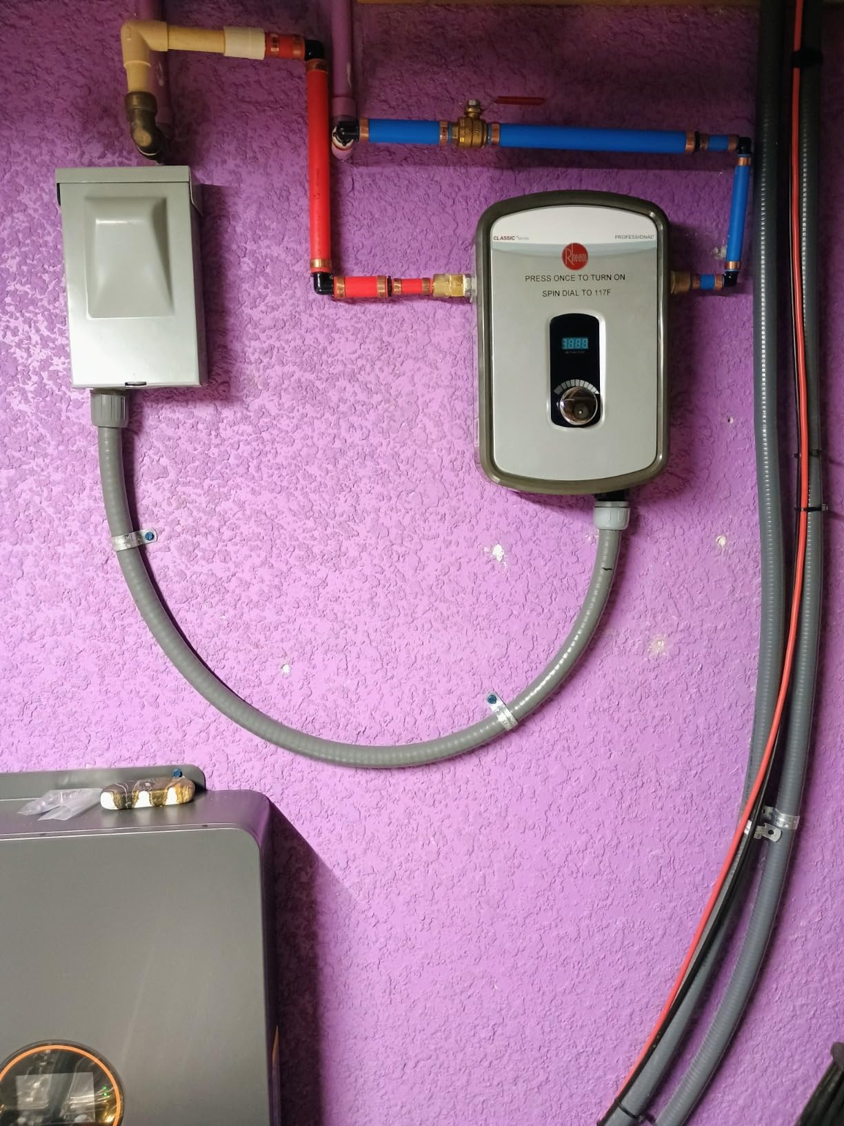 Rheem RTEX-08, 8kW Professional Classic 240V Tankless Electric Water Heater customer photo 1