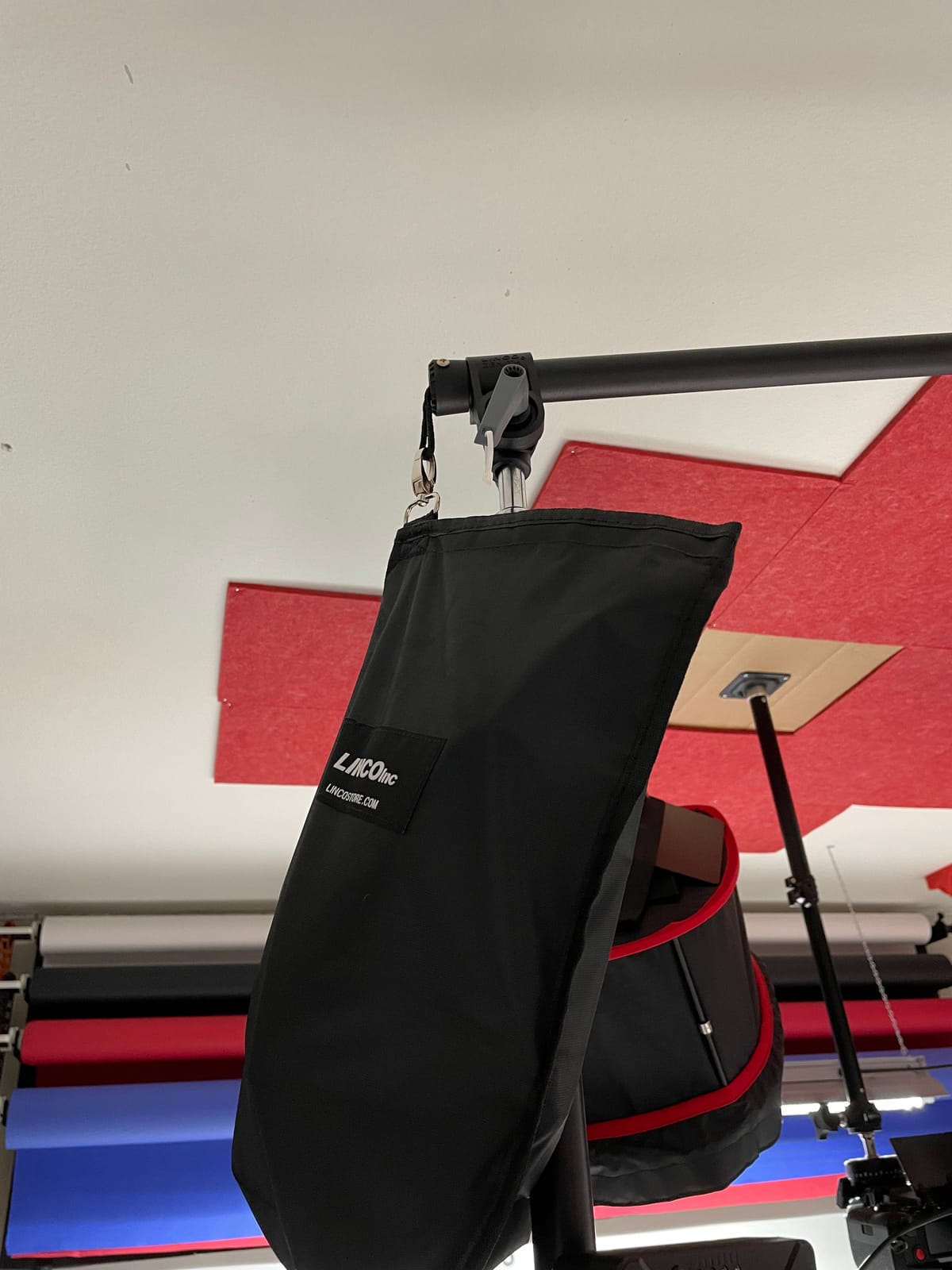LINCO Lincostore 2.5ft to 5ft Adjustable Overhead Light Boom Arm | Telescopic Portable Boom Arm, 3lb Load, w/ Sand Bag, for Softbox, Studio Light, Flash, Umbrella, Ring Light customer photo 2
