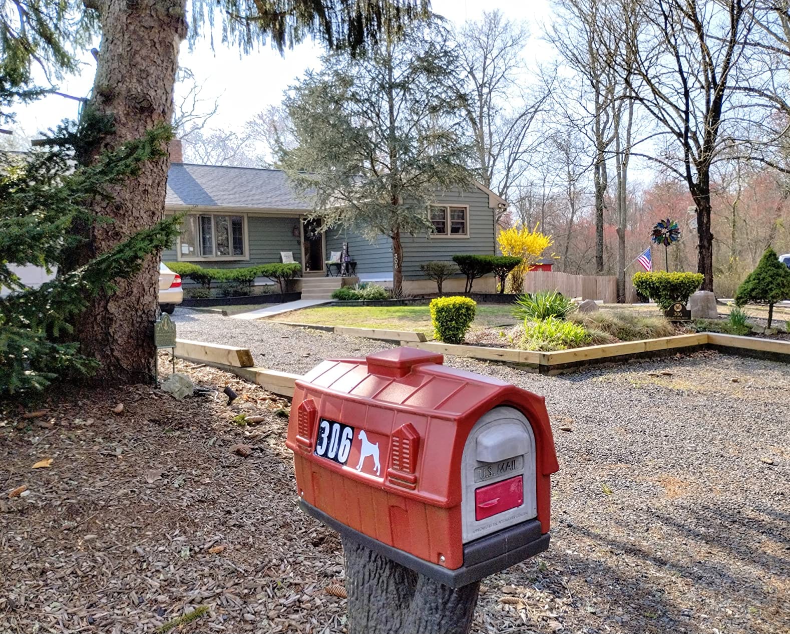 Simplay3 Rustic Home Plastic Residential Cabin Mailbox & Post Mount Combo Kit with 2 Access Doors - Sandstone, Made in USA customer photo 2