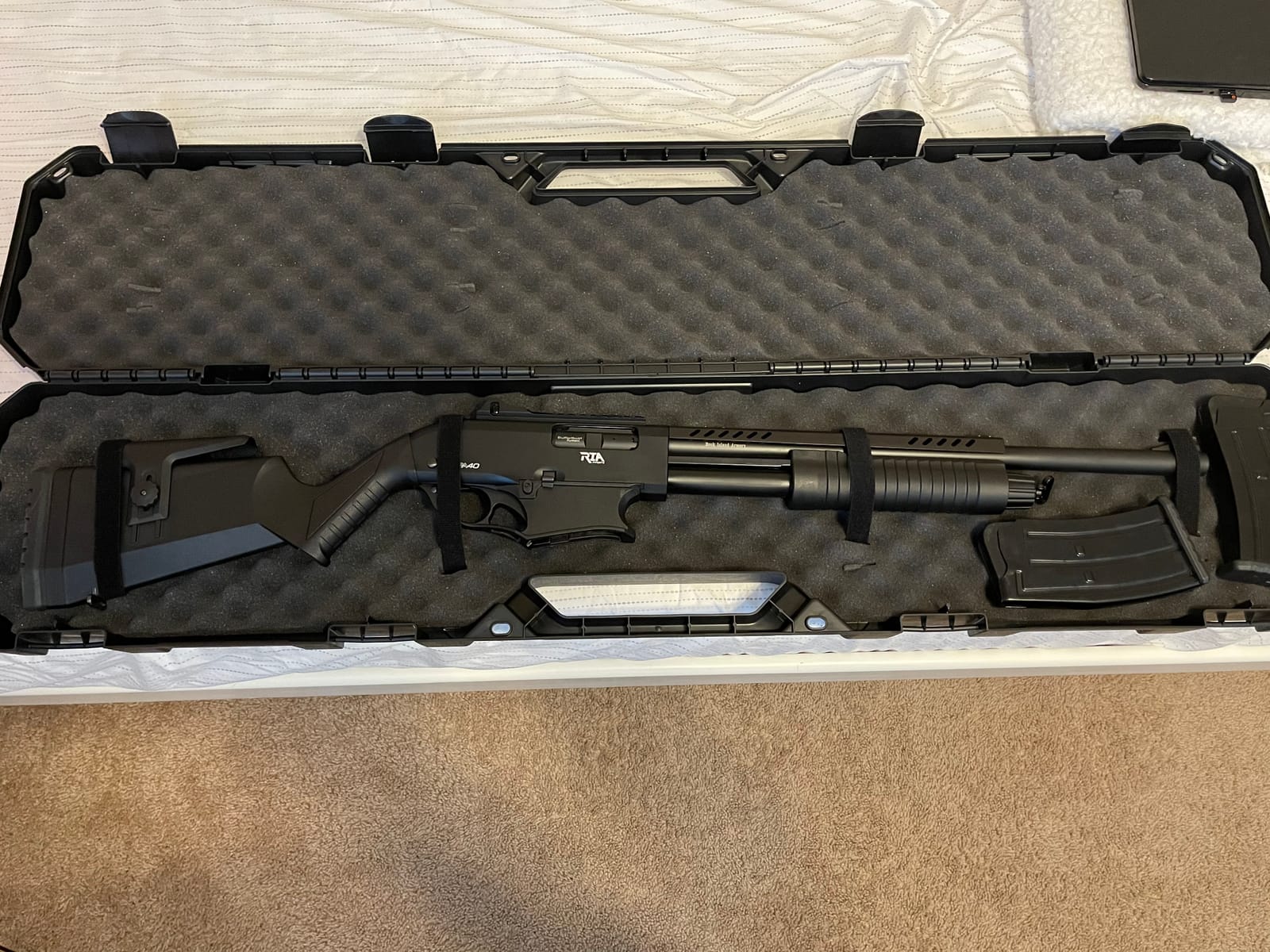 Flambeau Outdoors Express Gun Case 46in, Single Scoped Rifle, Foam, Black customer photo 2