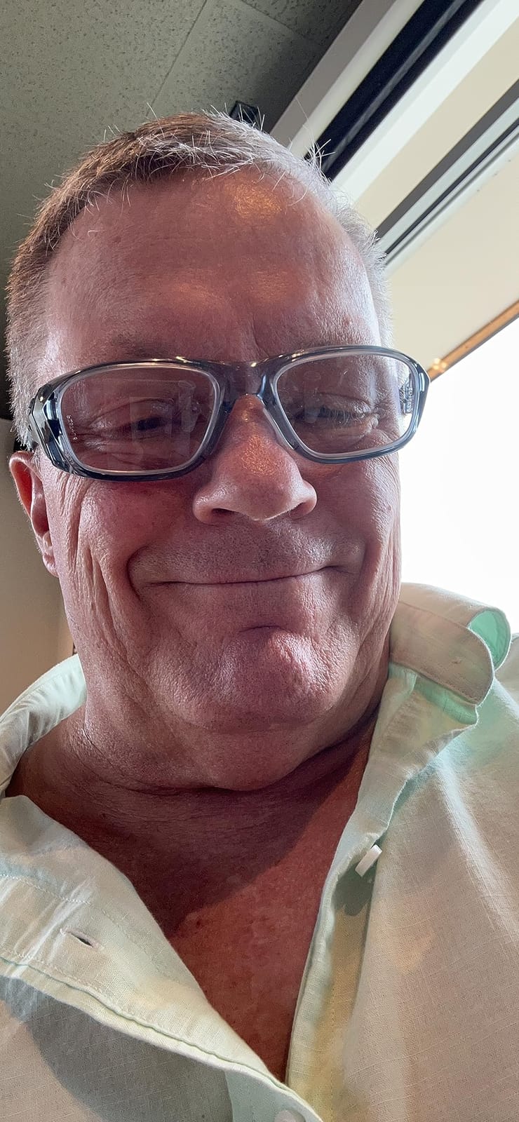 Pyramex Safety Emerge Plus Readers Safety Glasses, 2.5 Diopters, Clear Full Reader Lens (SG9810R25) customer photo 2