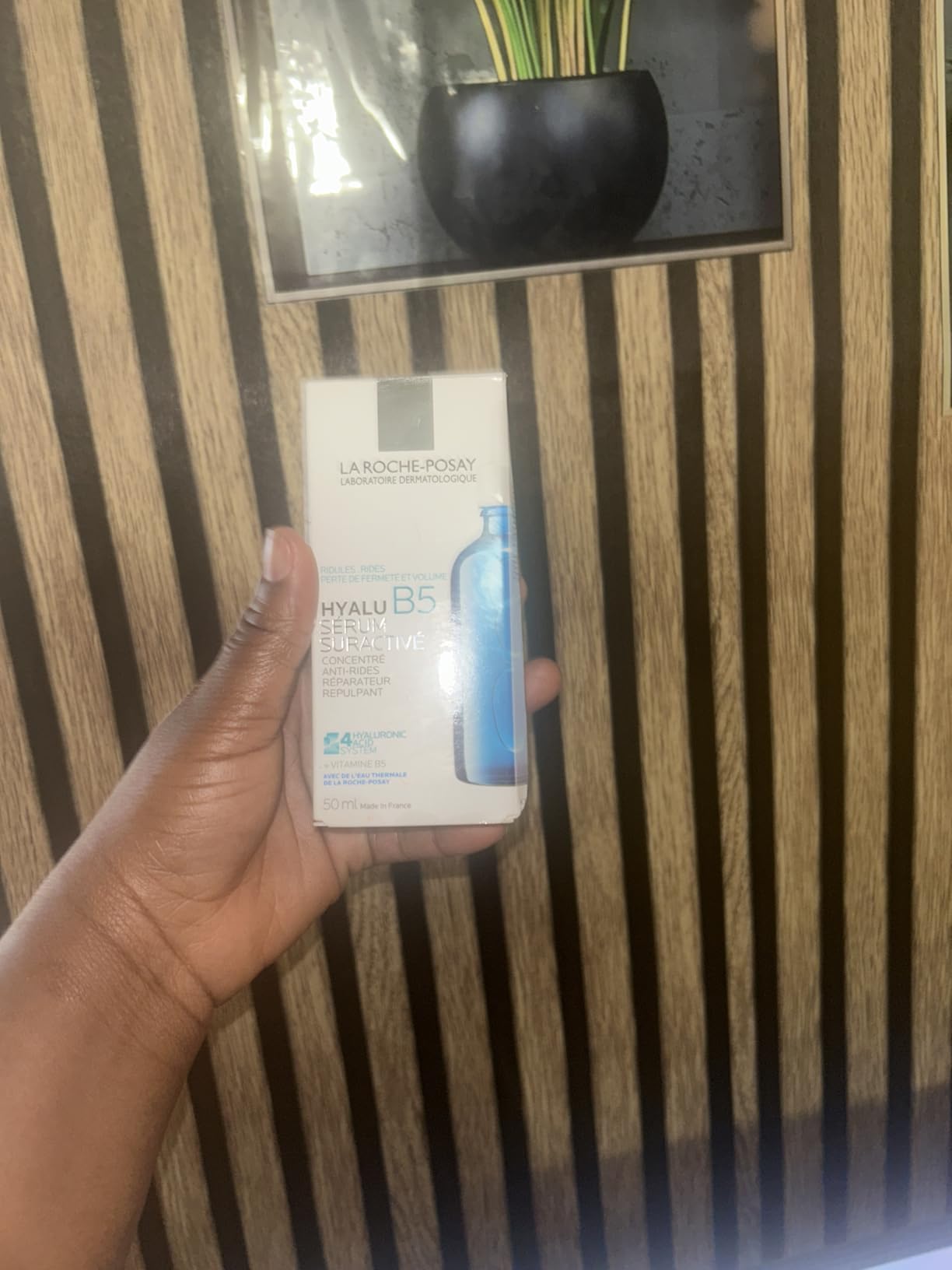 La Roche-Posay Hyalu B5 Pure Hyaluronic Acid Anti-Aging Serum for Face customer photo 2