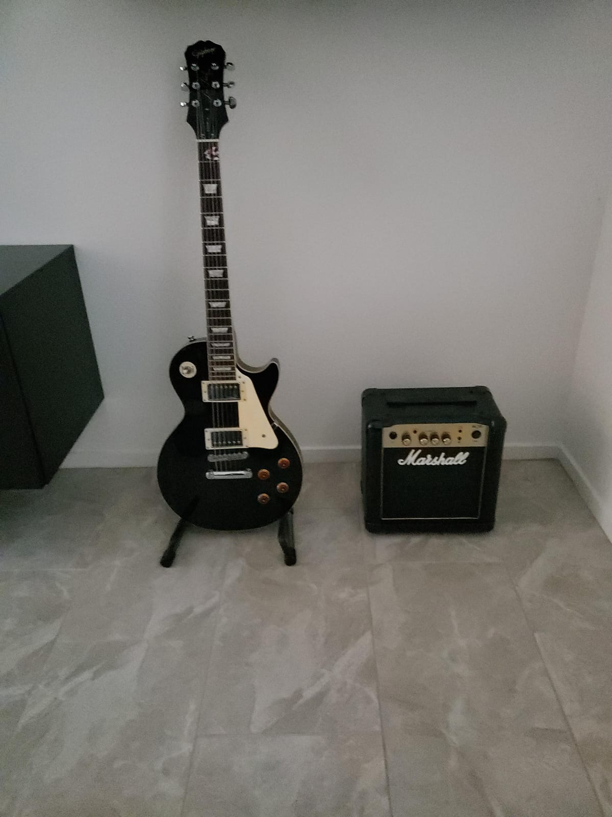 Marshall MG10G Combo Electric Guitar Amplifier - Black customer photo 2