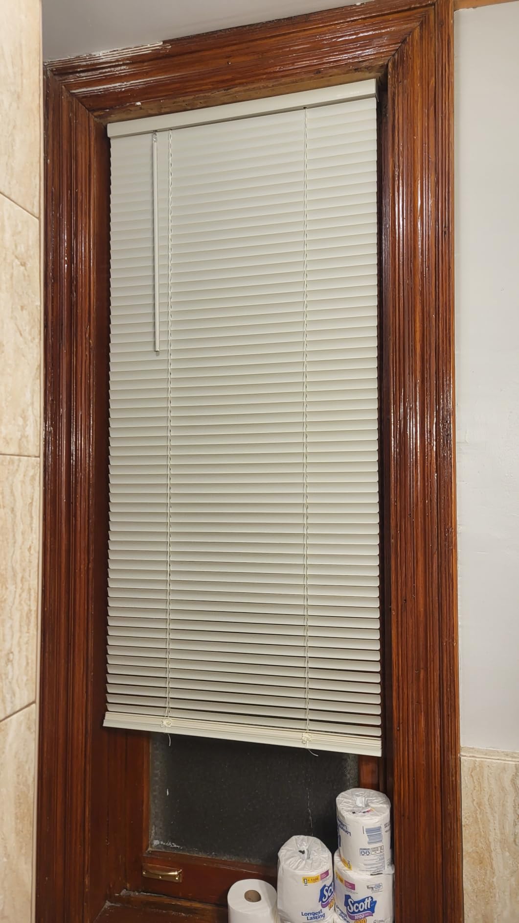 LOTUS & WINDOWARE Cordless Mini Blind, 1