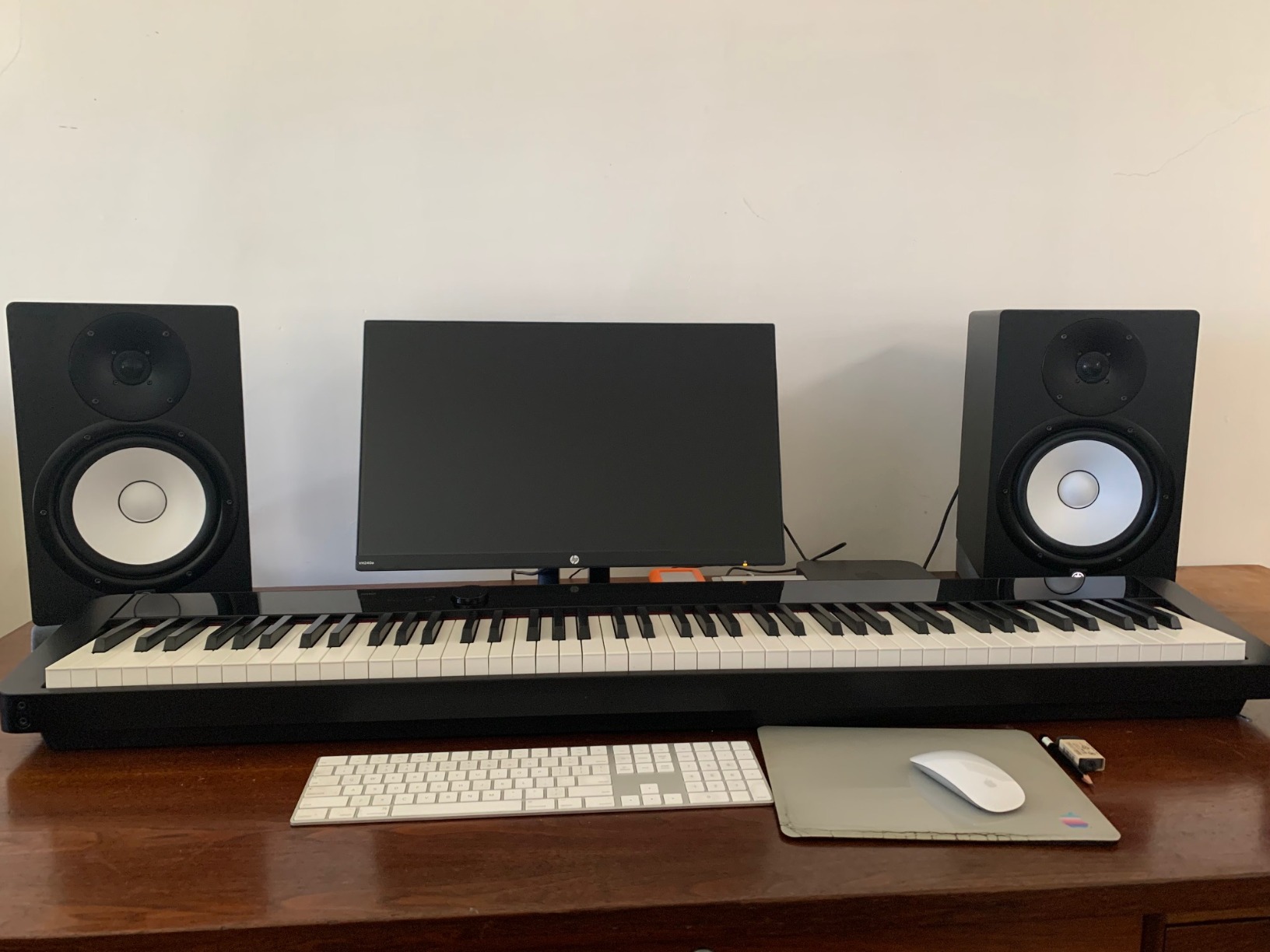 Casio, 88-Key Digital Pianos - Home (PX-S1000WE) customer photo 1