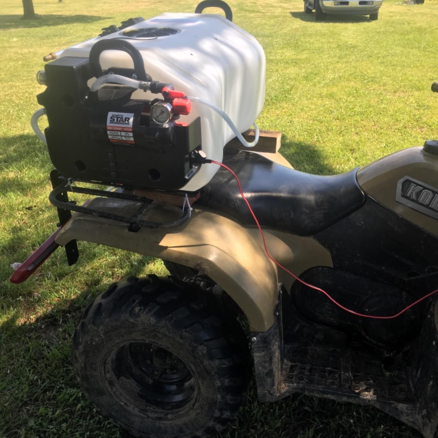 NorthStar 12V Sprayer Pump, 26-Gallon, 2.2 GPM, 12V, 70 PSI, 2-Nozzle Boom customer photo 2