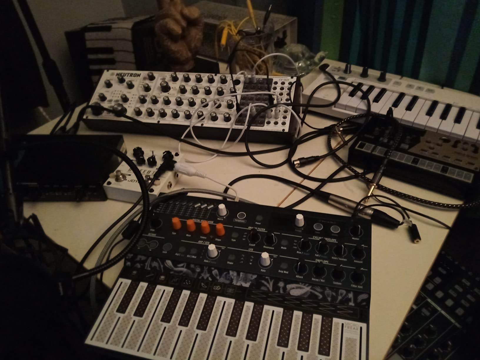 Arturia MicroFreak Synthesizer Keyboard customer photo 1