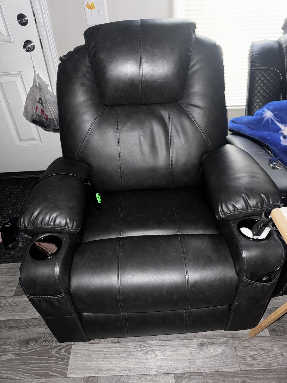 MCombo Power Lift Recliner Chair for Elderly, Heat and Massage 7040(Medium) | FSC Certified, Multiple Sizes, USB&Type C Charging Port, Cup Holders, Side Pockets, Dark Brown Faux Leather customer photo 1