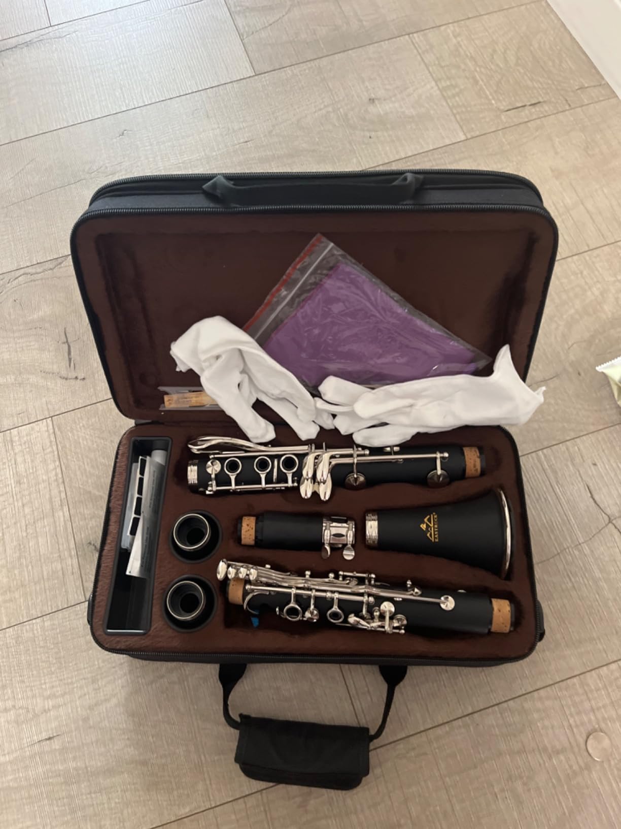 EASTROCK Bb Clarinet 17 Keys ABS Material Wide Range of Tones Particularly Beginner & Students-friendly with Using Tools and 2 Replaceable Barrels customer photo 1