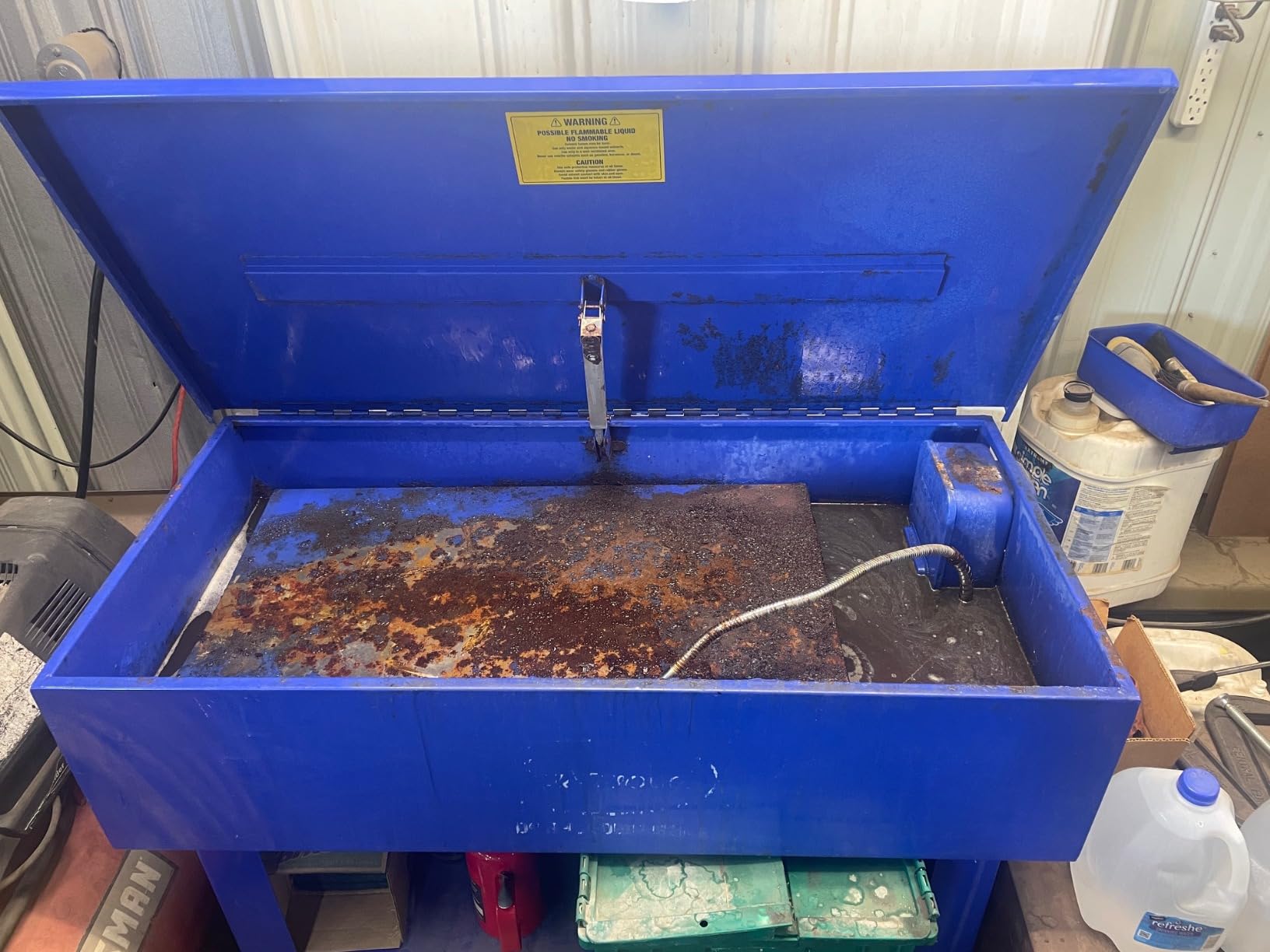 Eastwood 40 Gallon Parts Washer | 10 Inch Deep Tub Heavy Duty Powder Coated Finish Steel Parts Cleaner | Parts Washer Tank with 120V 5.3 Gallons Per Minute Flow Pump | Blue customer photo 1
