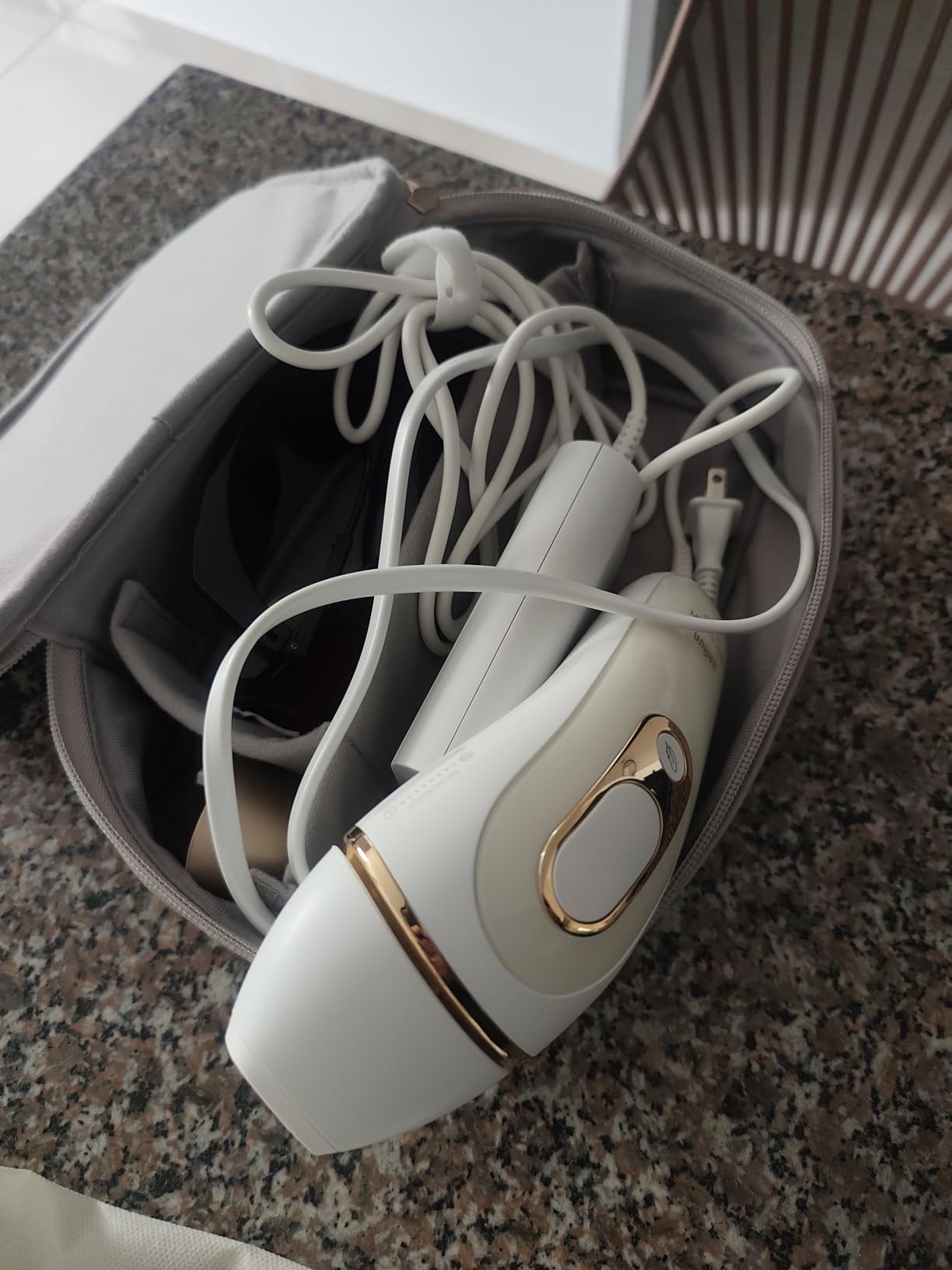 Braun IPL, Silk·Expert Pro 5, IPL Hair Removal for Women and Men, Permanent Laser Hair Reduction At-Home, 2 Heads, Pouch, IPL5137 customer photo 1