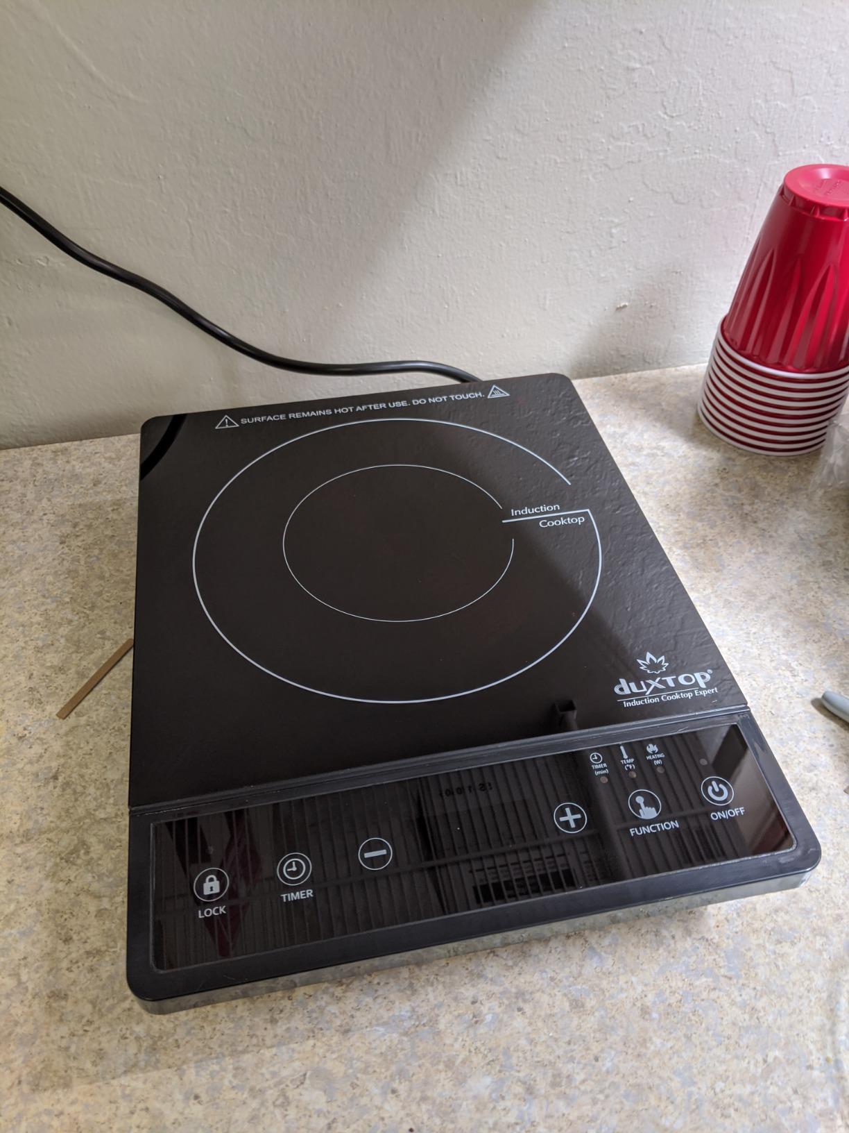 Duxtop Portable Induction Cooktop, Induction Burner 1800W 8500ST E210C2 customer photo 2