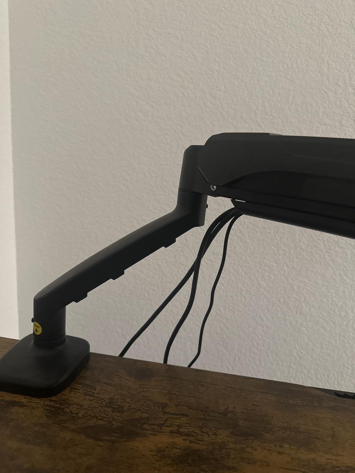 MOUNTUP Single Monitor Desk Mount Holds Screen up to 32 inch, Height Adjustable Monitor Arm, Full Motion Computer Monitors Stand with Clamp/Grommet Base, VESA Mounts Fit 4.4-17.6lbs Computer, Black customer photo 2