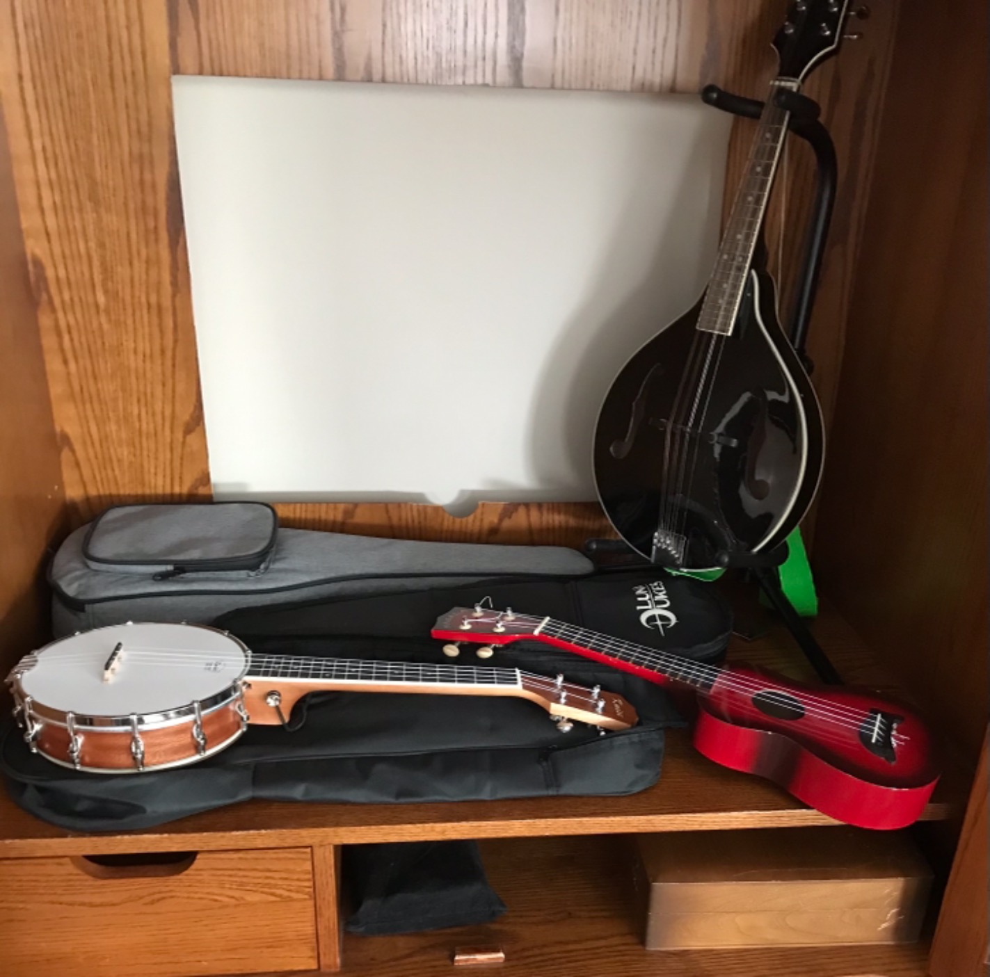 Kmise Banjo 5 String Banjos,Full Size 38 Inch Open or Closed Back with Resonator, Bridge, Strings Pack, Finger Picks, Strap, Case, Tuner Accessories Set Gift Choice for Adults Beginner customer photo 1