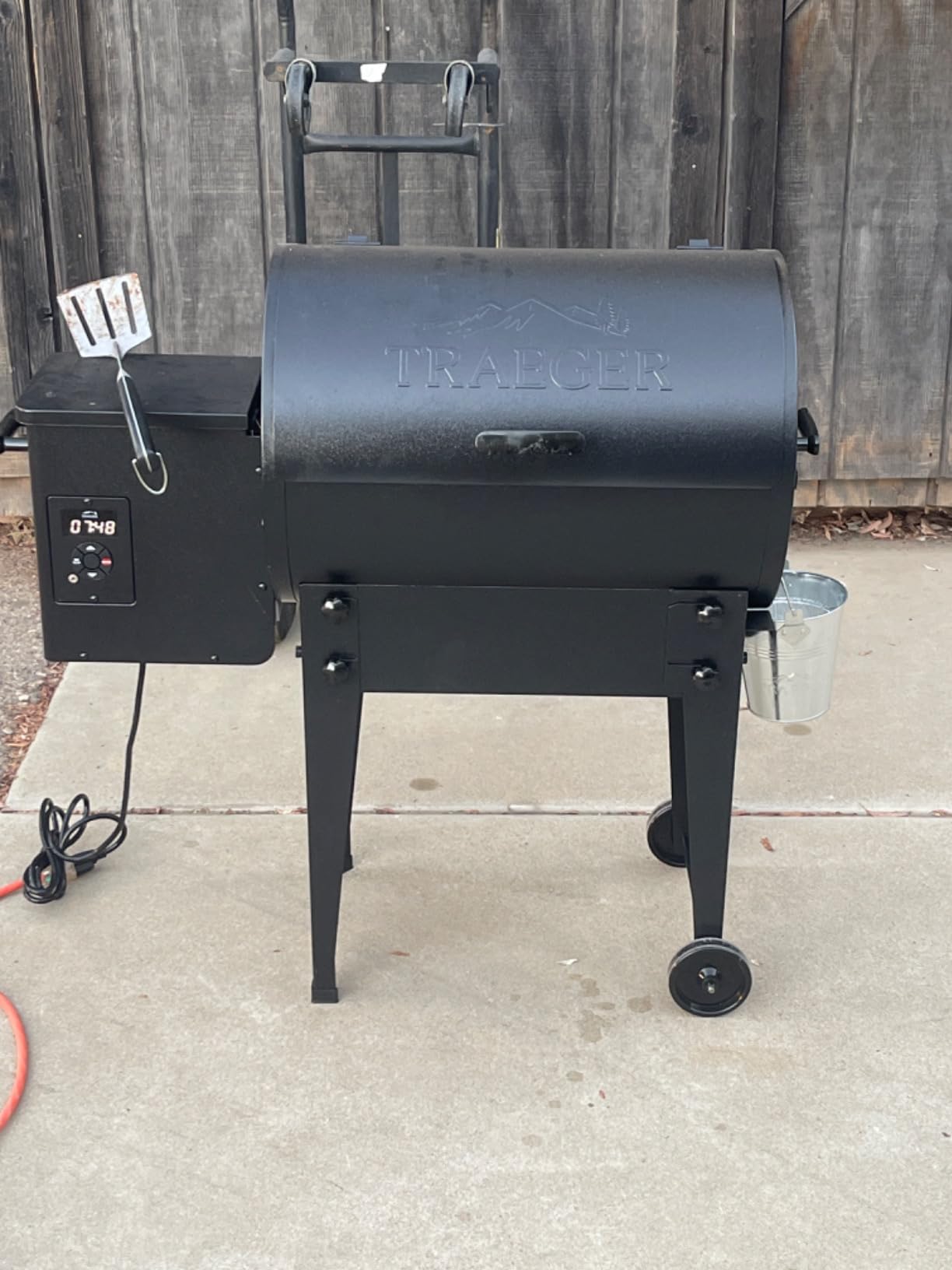 Traeger Tailgater Portable Wood Pellet Grill & Smoker, 300 Sq In | Foldable legs, 6-in-1 versatility, 300 sq in - wood-fired flavor for tailgating, camping & outdoor BBQ customer photo 2