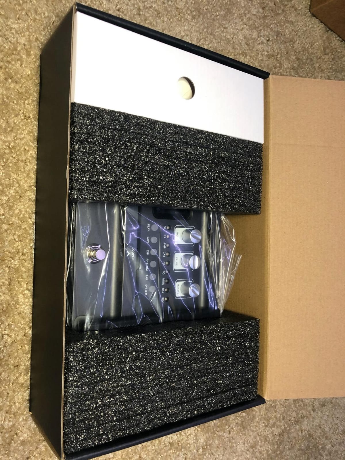 FLAMMA FX100 Guitar Multi-effects Pedal with 55 Amp Models 151 Built-in Effects 80' Looper 40 Drum Machine 10 3rd Party IR Slots Headphone OTG for Home Practice Performance Live Streaming customer photo 1