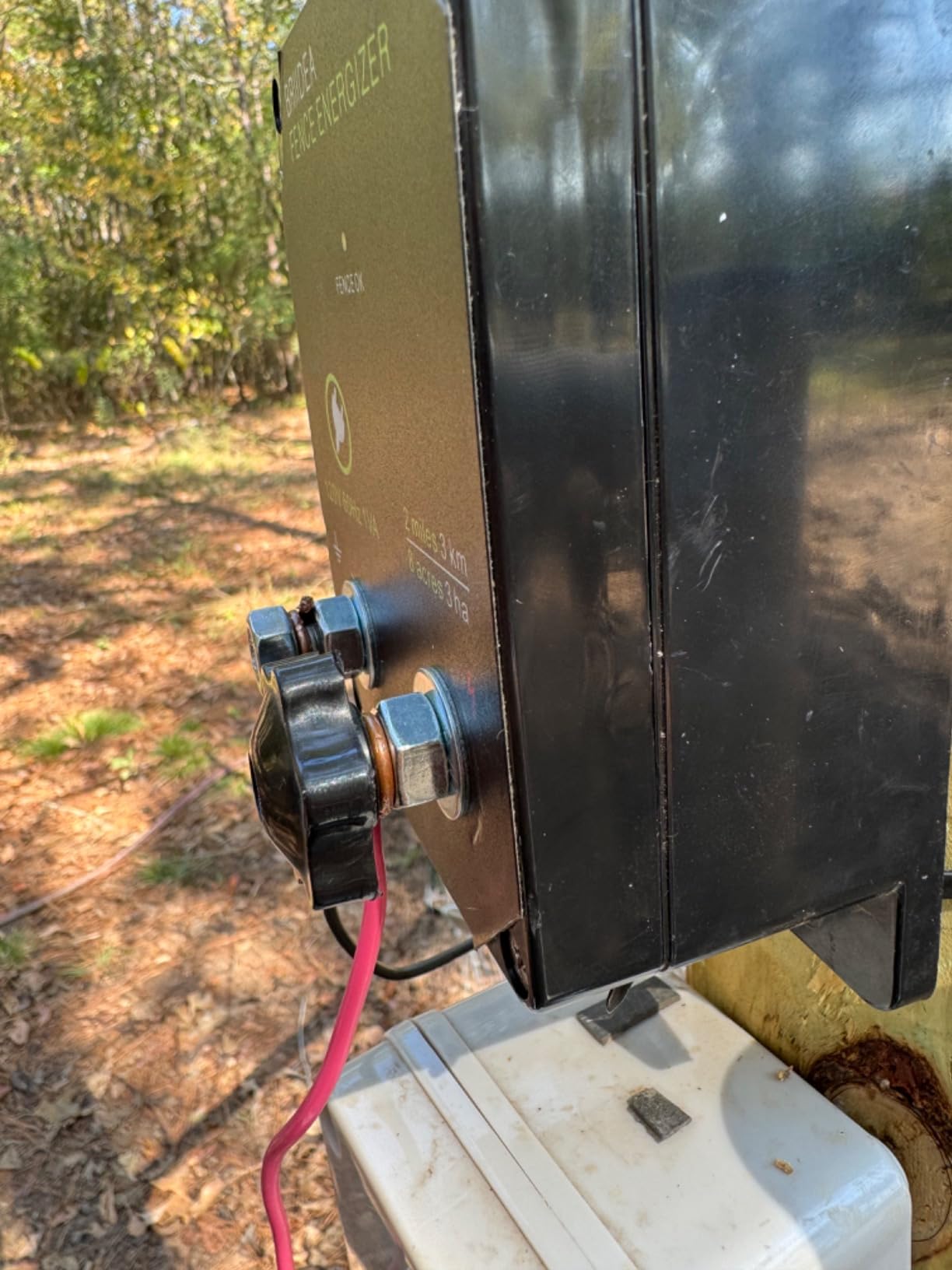 Briidea 2-Mile Electric Fence Energizer for Preventing Wild Animals Intruding 8 Acres Output Voltage 5000 V 0.1Joule customer photo 2