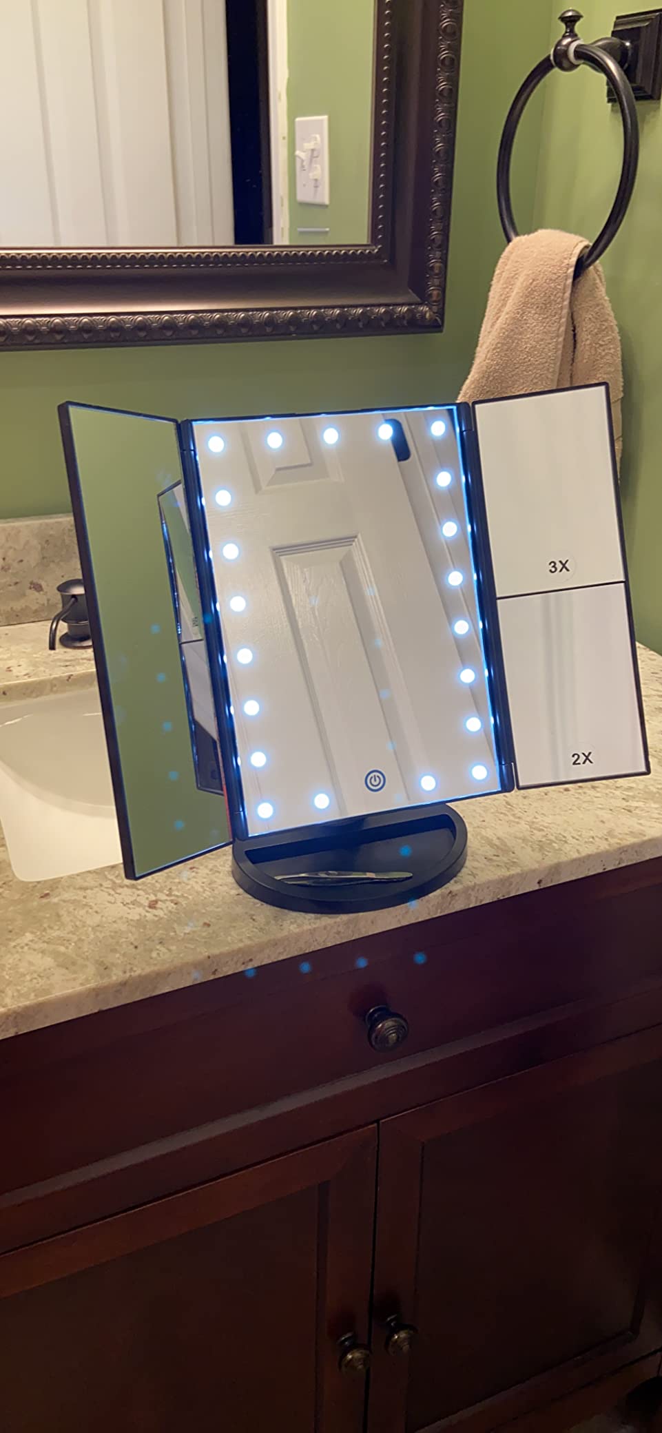Flymiro Tri-fold Lighted Vanity Makeup Mirror with 3x/2x Magnification,Light up Mirror for Makeup,Touch Screen 21 LEDs,180° Rotation Countertop Cosmetic Mirror,Gifts for Women Mom Teen Girls customer photo 1