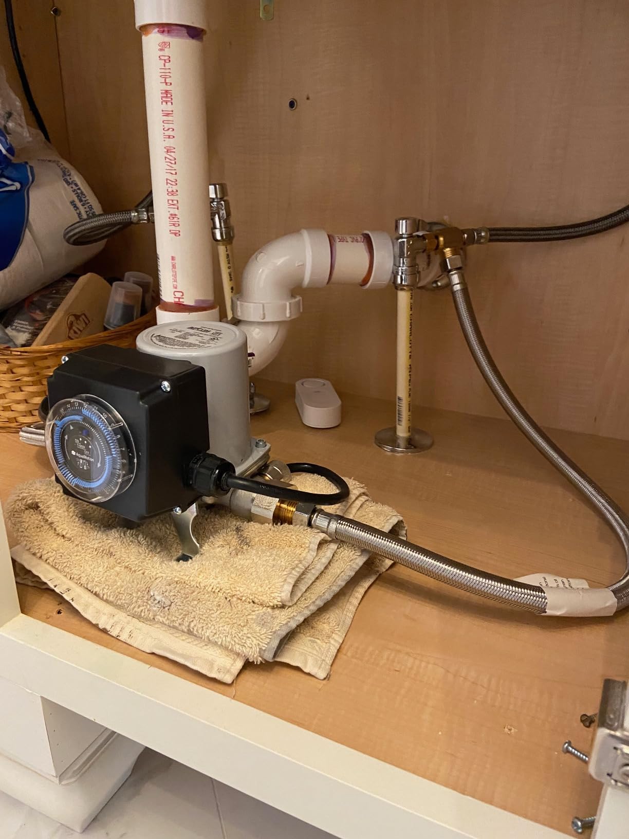 APCOM UT1 Hot Water Recirculation Pump | Under Sink | For Tank Heaters | Automatic Recirculation Pump | Instant Hot Water Delivery | Tank-Type Heaters | Energy Efficient customer photo 2