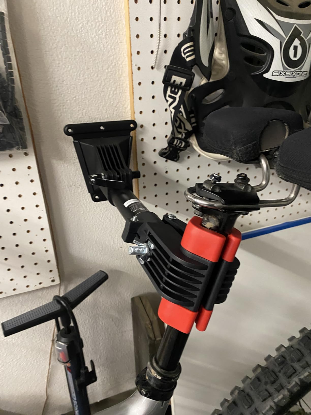 Sportneer Bike Repair Stand: 360 Rotatable Wall Mounted Removable Bike Clamp - Adjustable Home Bicycle Maintenance Stand with 2 Mounting Plates for Diameter of 1-1.6’’ Bicycle customer photo 2