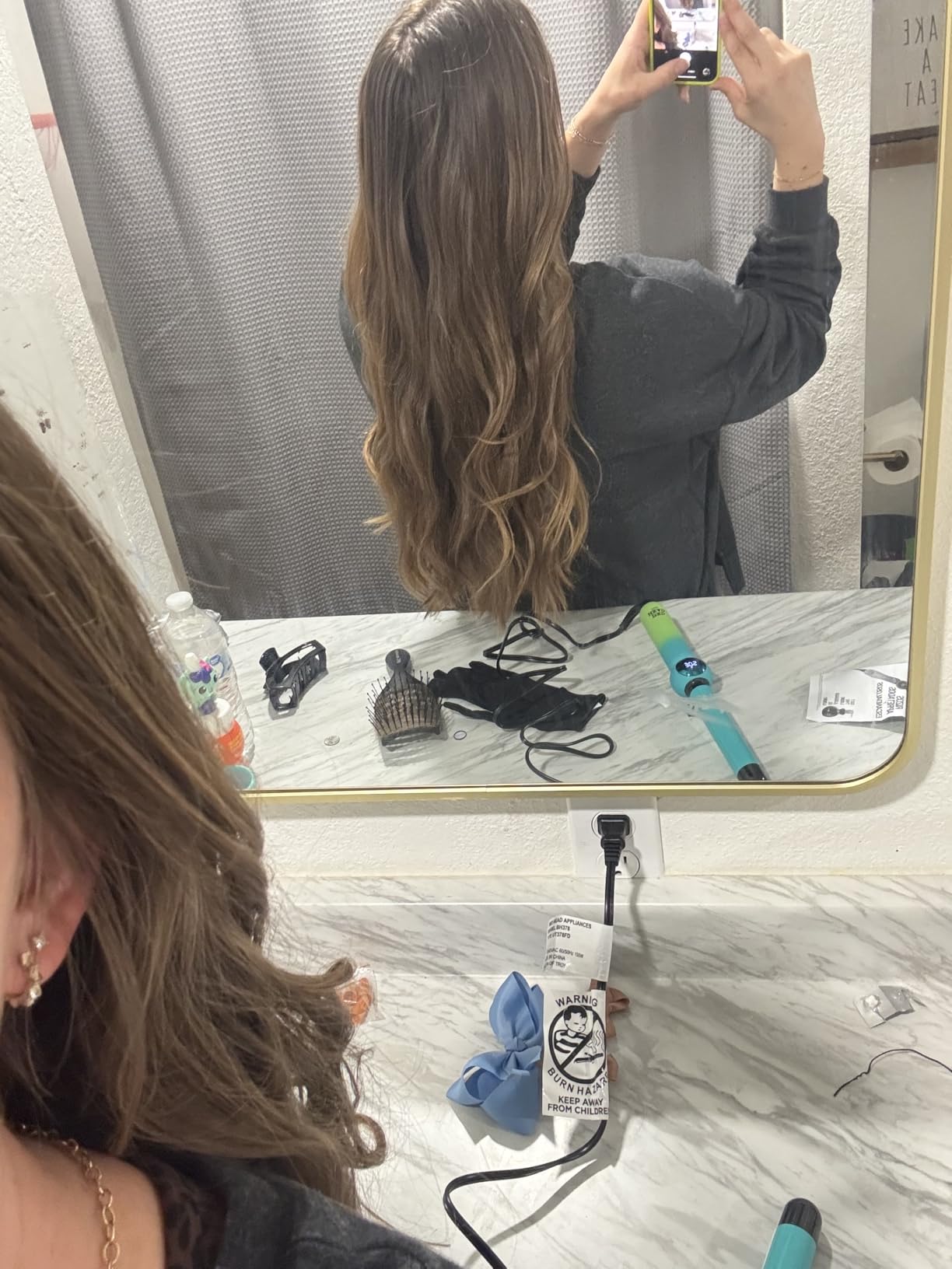 Bed Head Rock N' Waver Digital Tapered Curling Wand | Natural-Looking, Textured Waves, (3/4-1 in) customer photo 1