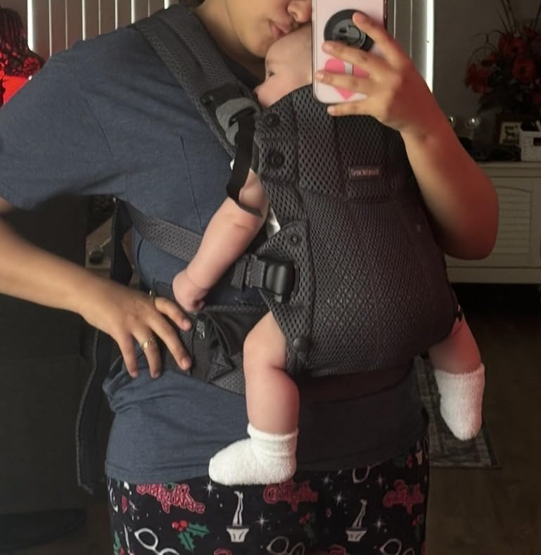 BabyBjörn Baby Carrier Harmony, Anthracite, 3D Mesh | 3-in-1 Ergonomic Baby Carrier; Newborn, Facing-in, Outward-Facing, and Back Carrying Positions Supported (7-40 lbs), Newborn to Toddler customer photo 2