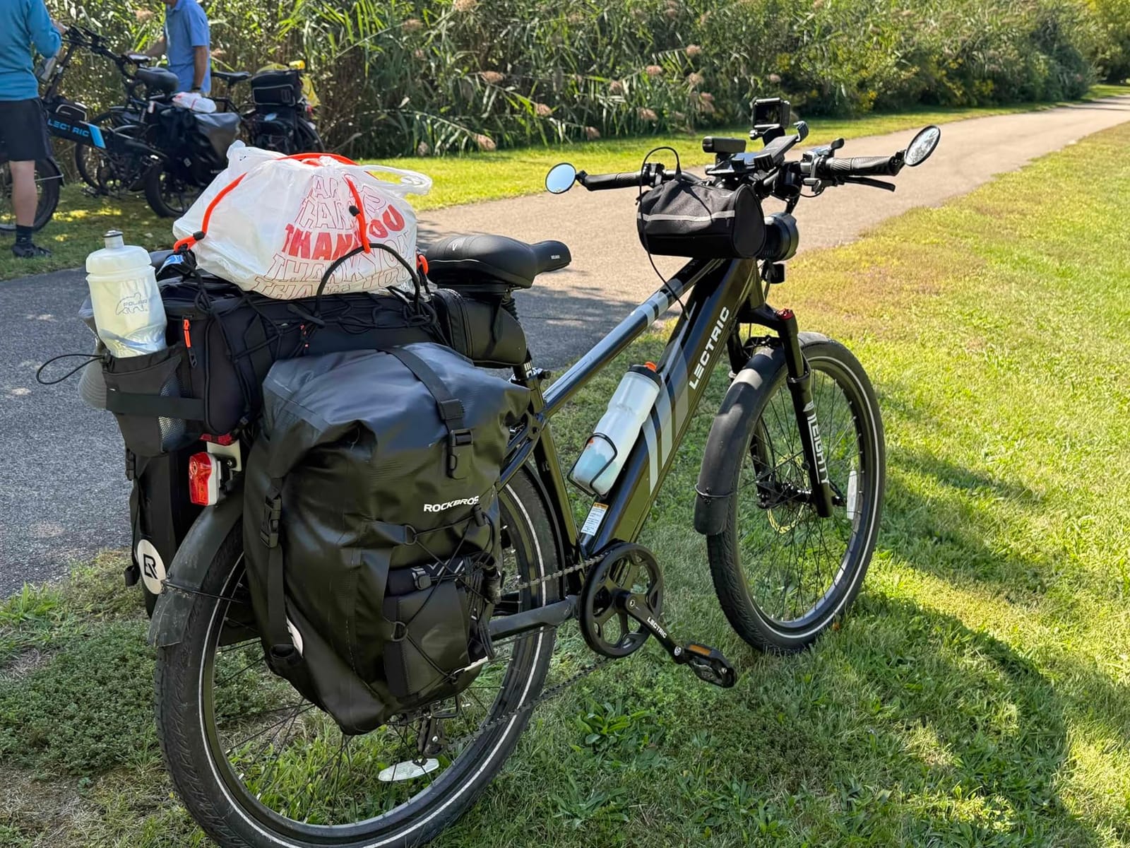 ROCKBROS Bike Panniers Waterproof Max 30L Capacity Cycling Traveling 2 Pack customer photo 1