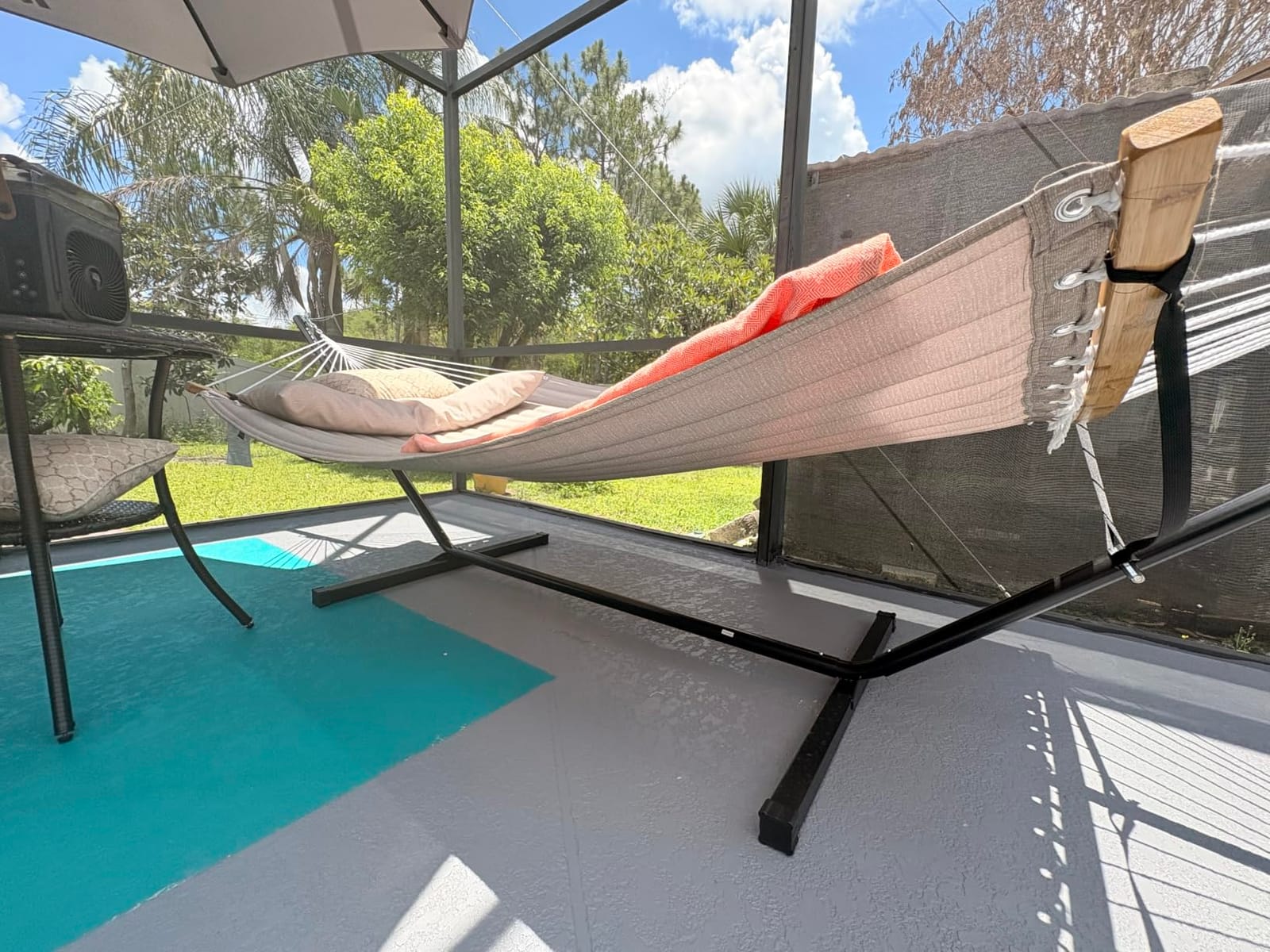 SUNCREAT Double Portable Hammock with Stand, 2 Person Hammock with Curved Spreader Bar, Balance Ropes Included, Dark Gray customer photo 1