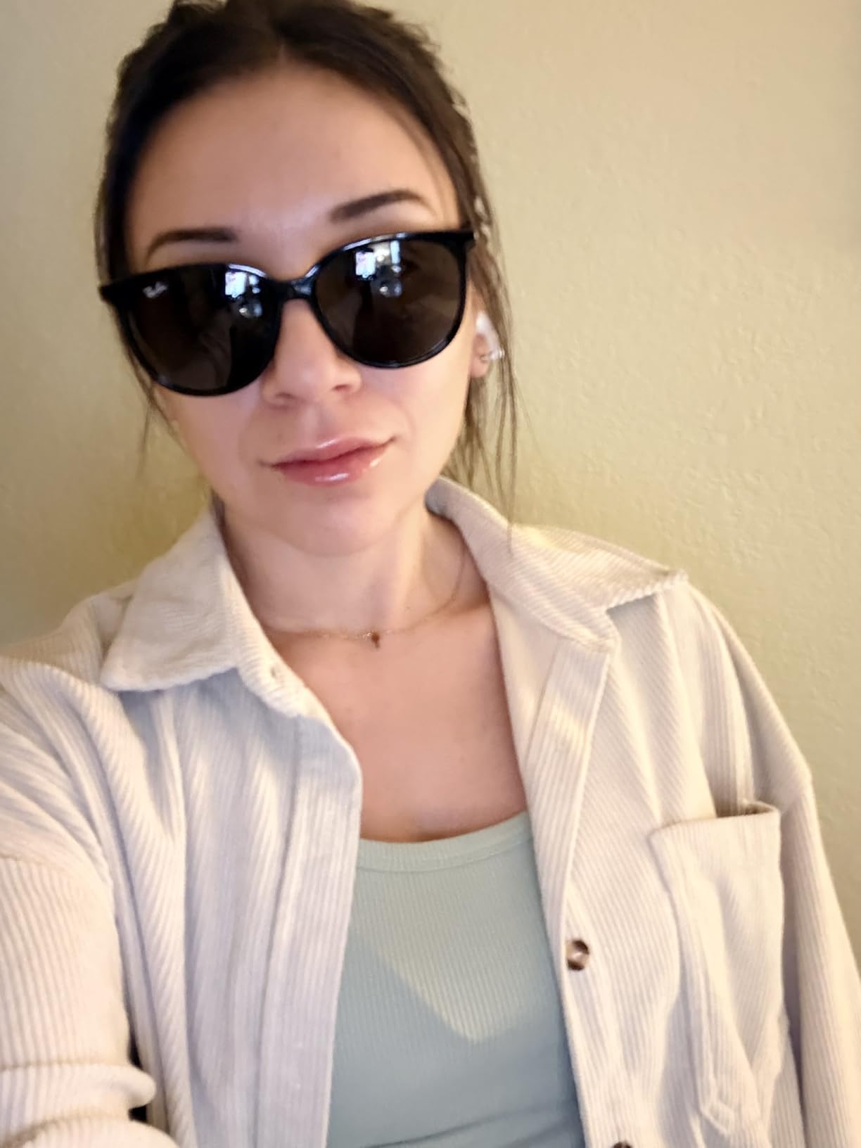 Ray-Ban Womens Rb4378 Round Sunglasses customer photo 1