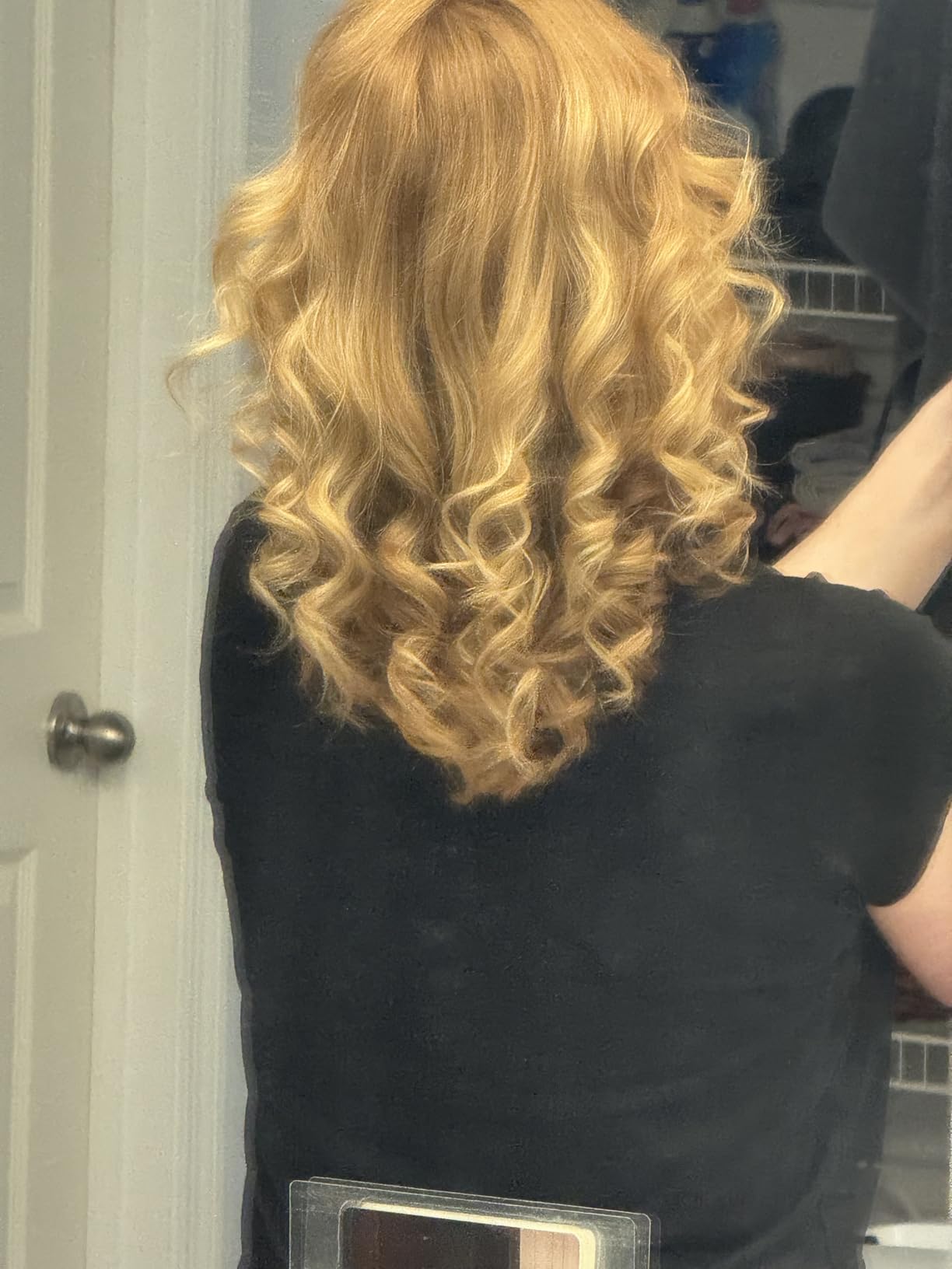 Remington Shine Therapy Argan Oil & Keratin Infused ½-1 Inch Tapered Curling Wand for Natural Curls, Includes Heat Glove customer photo 1
