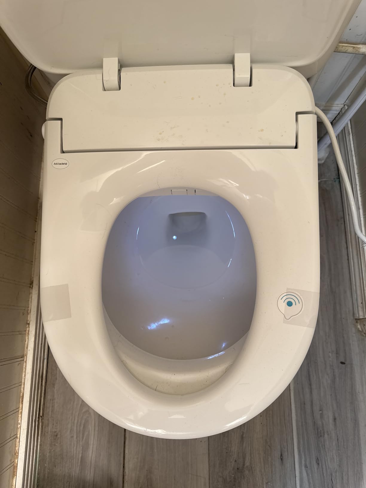 ALPHA BIDET UX Pearl Bidet Toilet Seat in Elongated White | Ultra Low Profile | Endless Warm Water | Arced Stainless Steel Nozzle | LED Nightlight | Dryer | Deodorizer | 3 Year Warranty customer photo 1