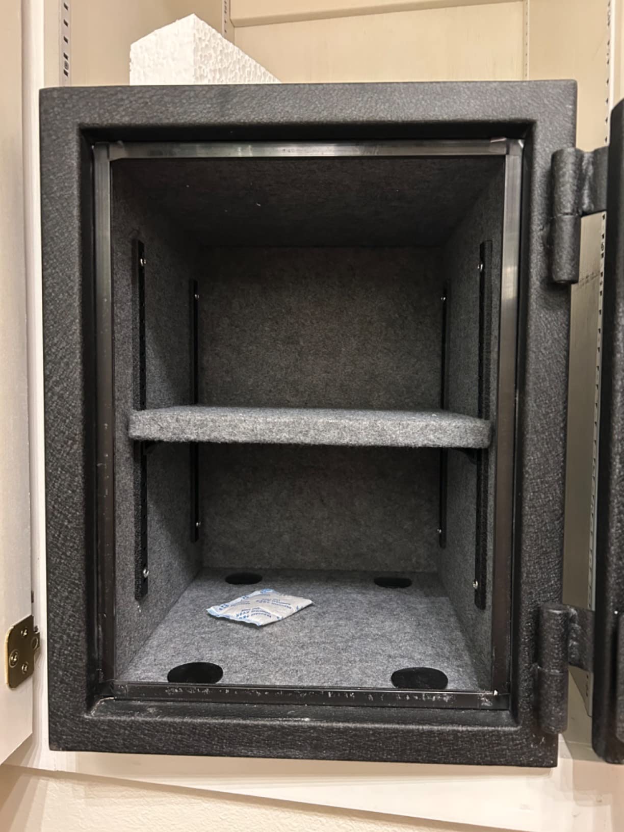 TIGERKING 3.47 Cu Ft Fireproof Safe for Home Office customer photo 2
