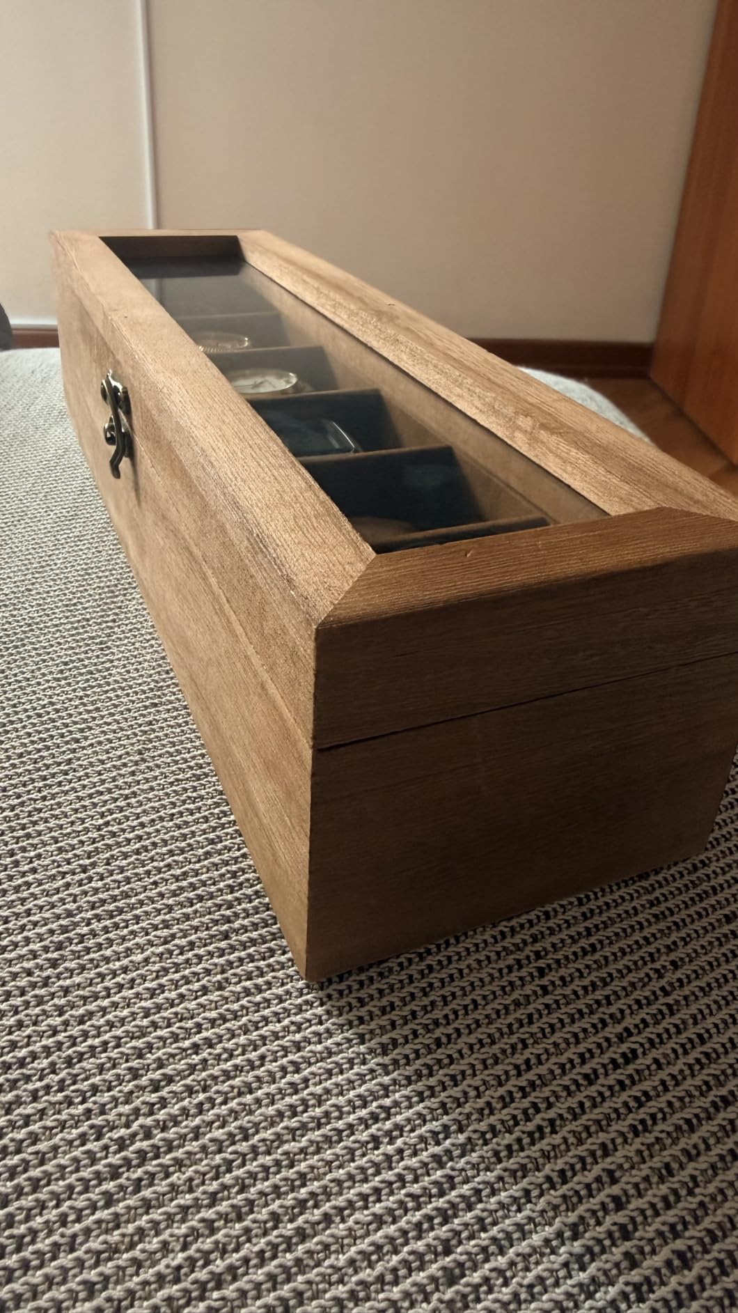 SONGMICS 12-Slot Wooden Watch Box, Display Case with Large Glass Lid customer photo 2