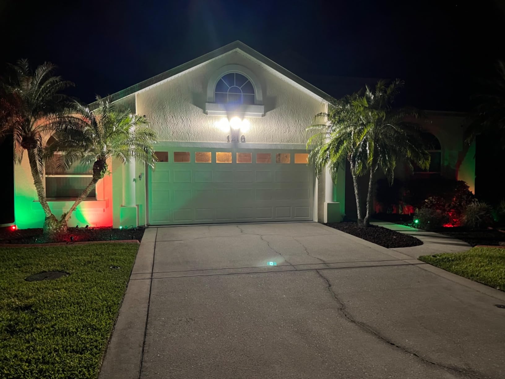 WYZE Floodlight Camera Pro, 2.5K HD Outdoor Security Camera 3000-Lumen LEDs customer photo 1