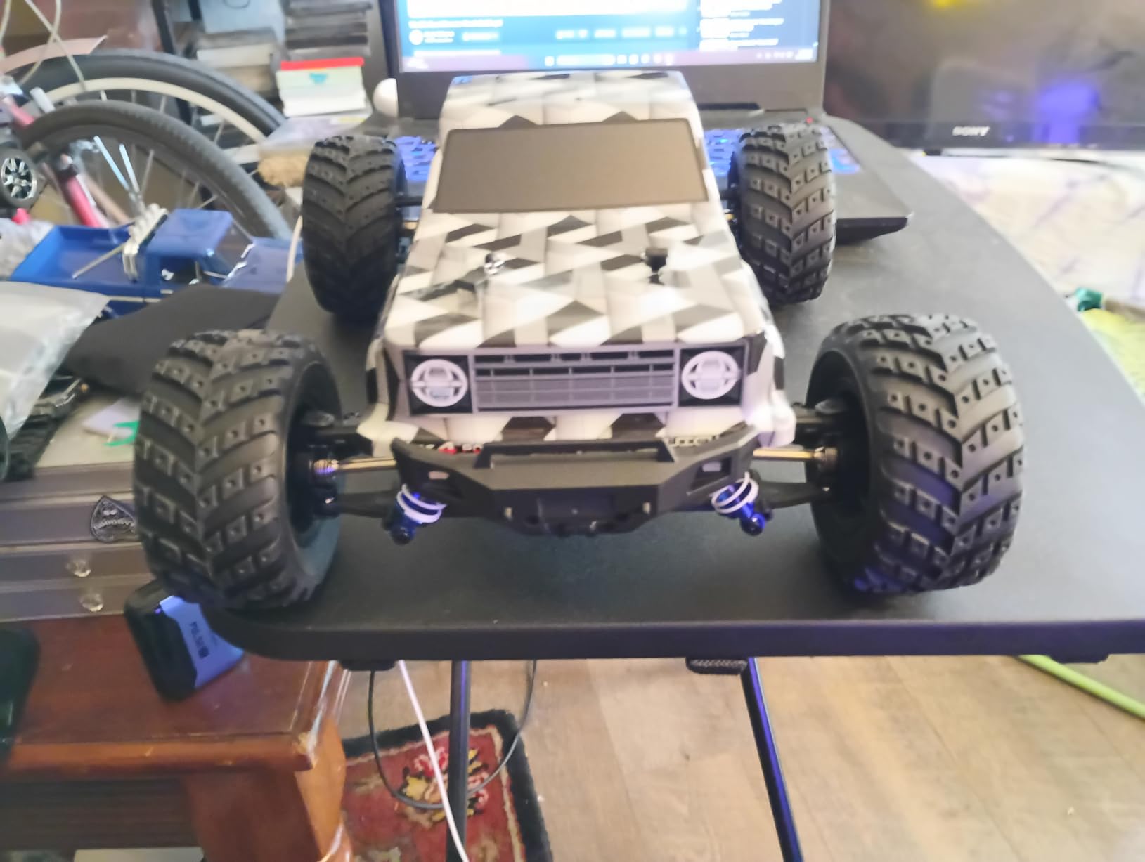 HAIBOXING 903A, 1/12 Scale Brushless RC Cars, 4X4 Off-Road RC Monster Truck customer photo 1