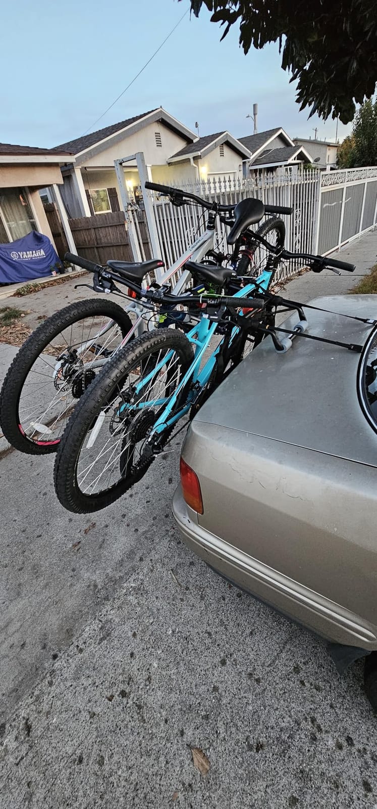 Allen Sports Deluxe+ 2-Bike Trunk Mounted Carrier customer photo 2