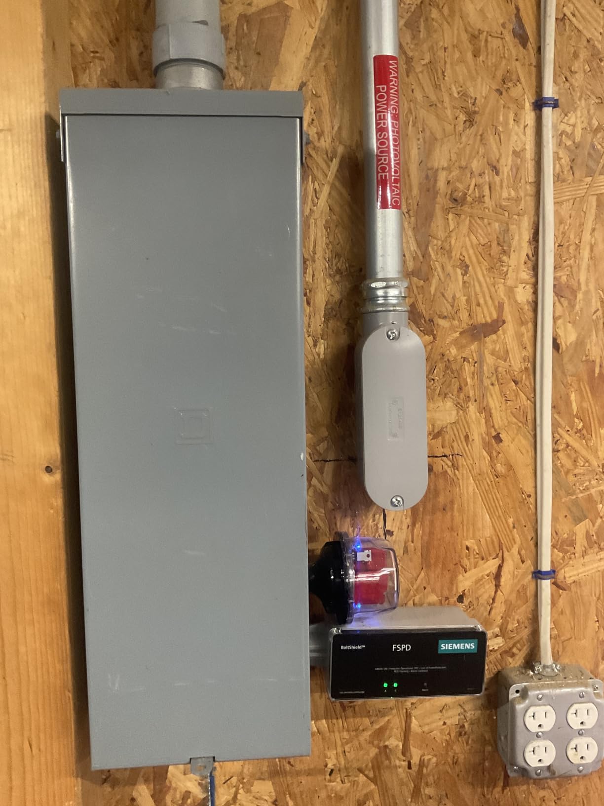 Siemens Boltshield FSPD140 Level 2 Whole House Surge Protection Device Rated for 140,000 Amps, 120/240V customer photo 2
