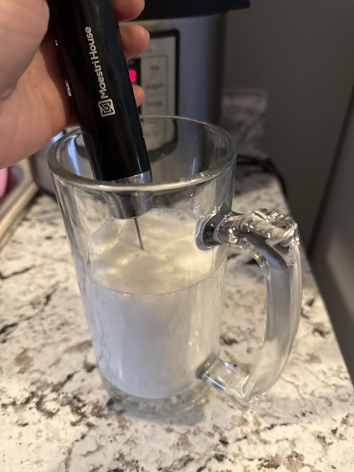 Maestri House LunaFro Rechargeable Milk Frother,Stand & 2 Detachable Whisks | 8000RPM Turbo Motor, 1200mAh lithium battery, Handheld Milk Frother for Lattes, Cappuccino, Matcha & Powdered Supplements customer photo 1