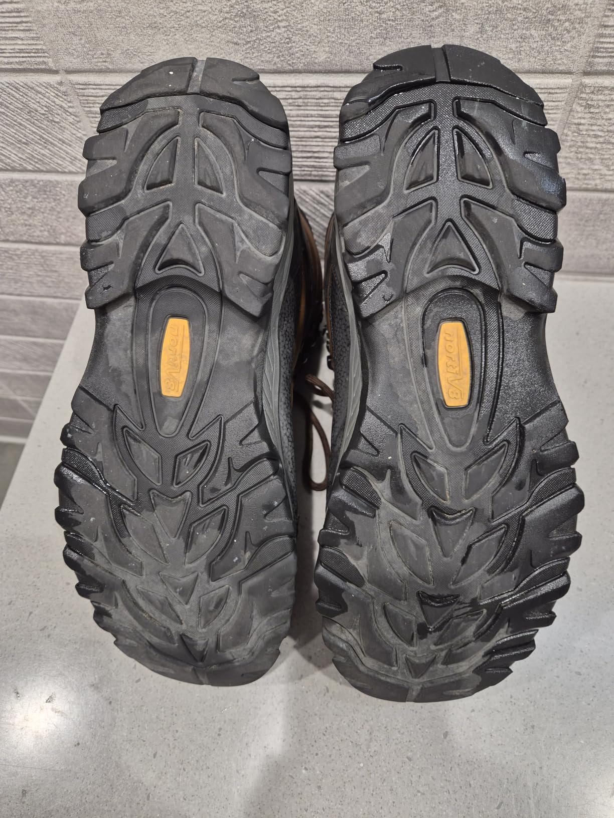 NORTIV 8 Men's Waterproof Steel Toe Work Boots customer photo 2