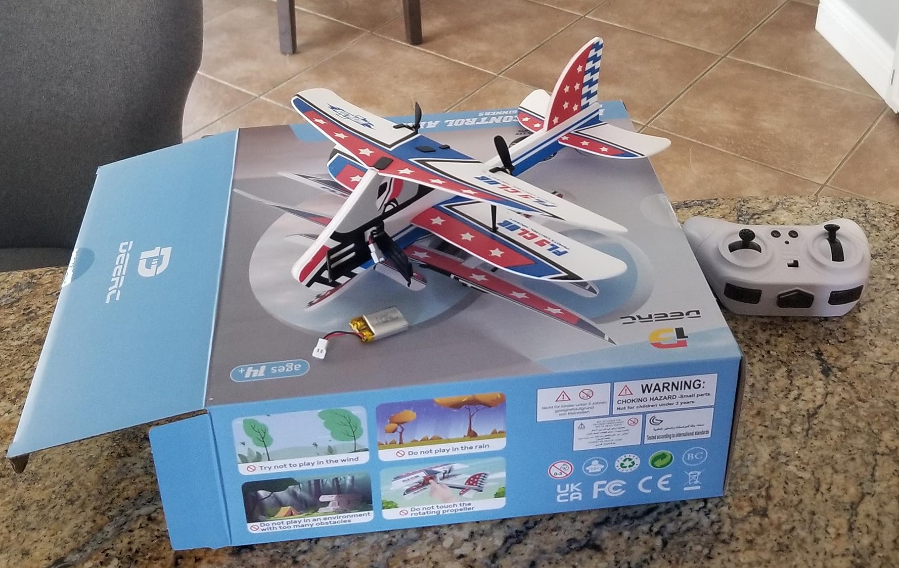 DEERC RC Plane, 2.4GHZ Remote Control Airplane W/ 3 Batteries & 6-axis Gyro Stabilizer, 2CH RTF RC Glider Toy for Beginners Kids Boys Girls Adults customer photo 1